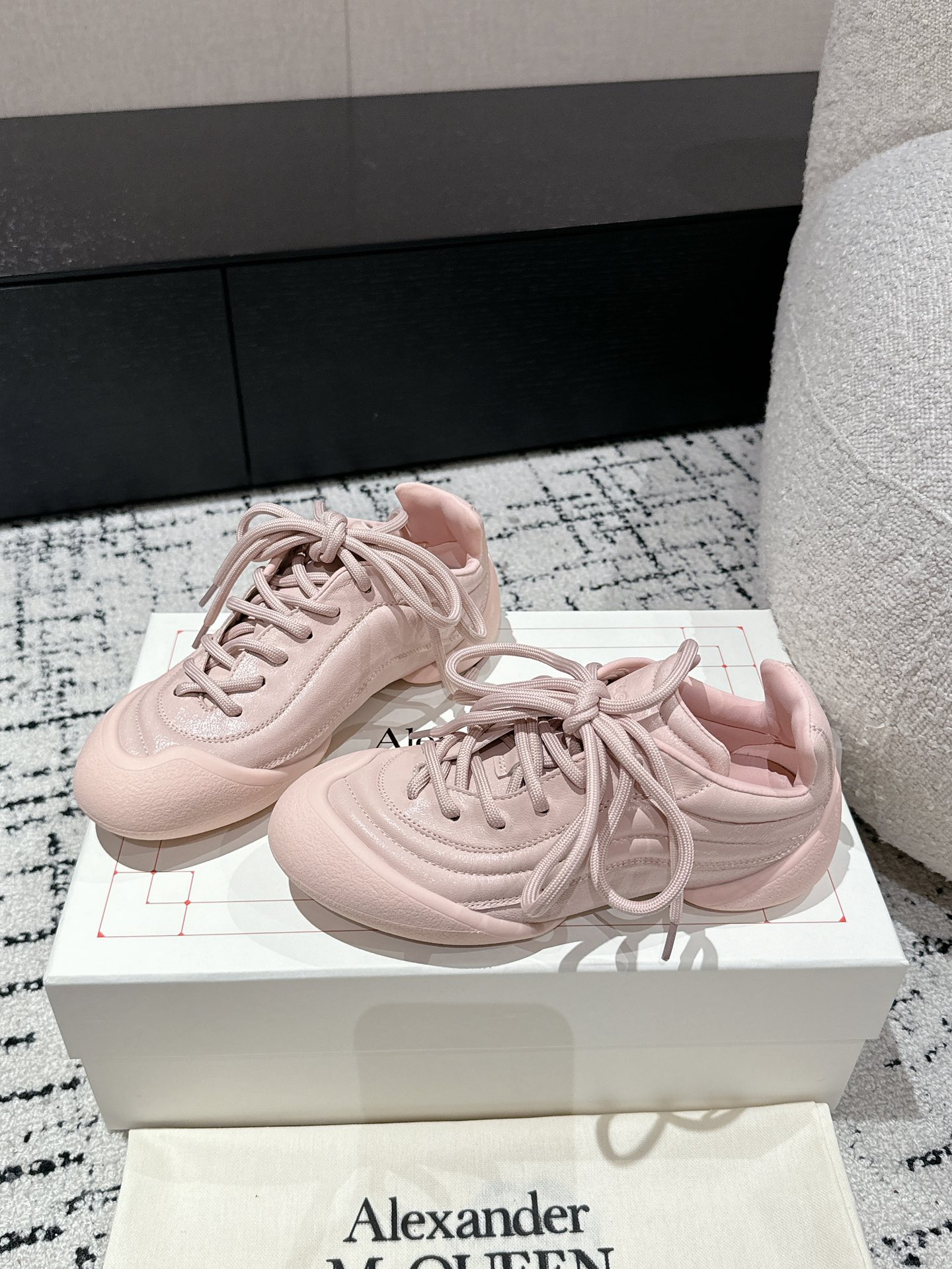 Alexander Mcqueen Female Sneakers Breathable M-l-s