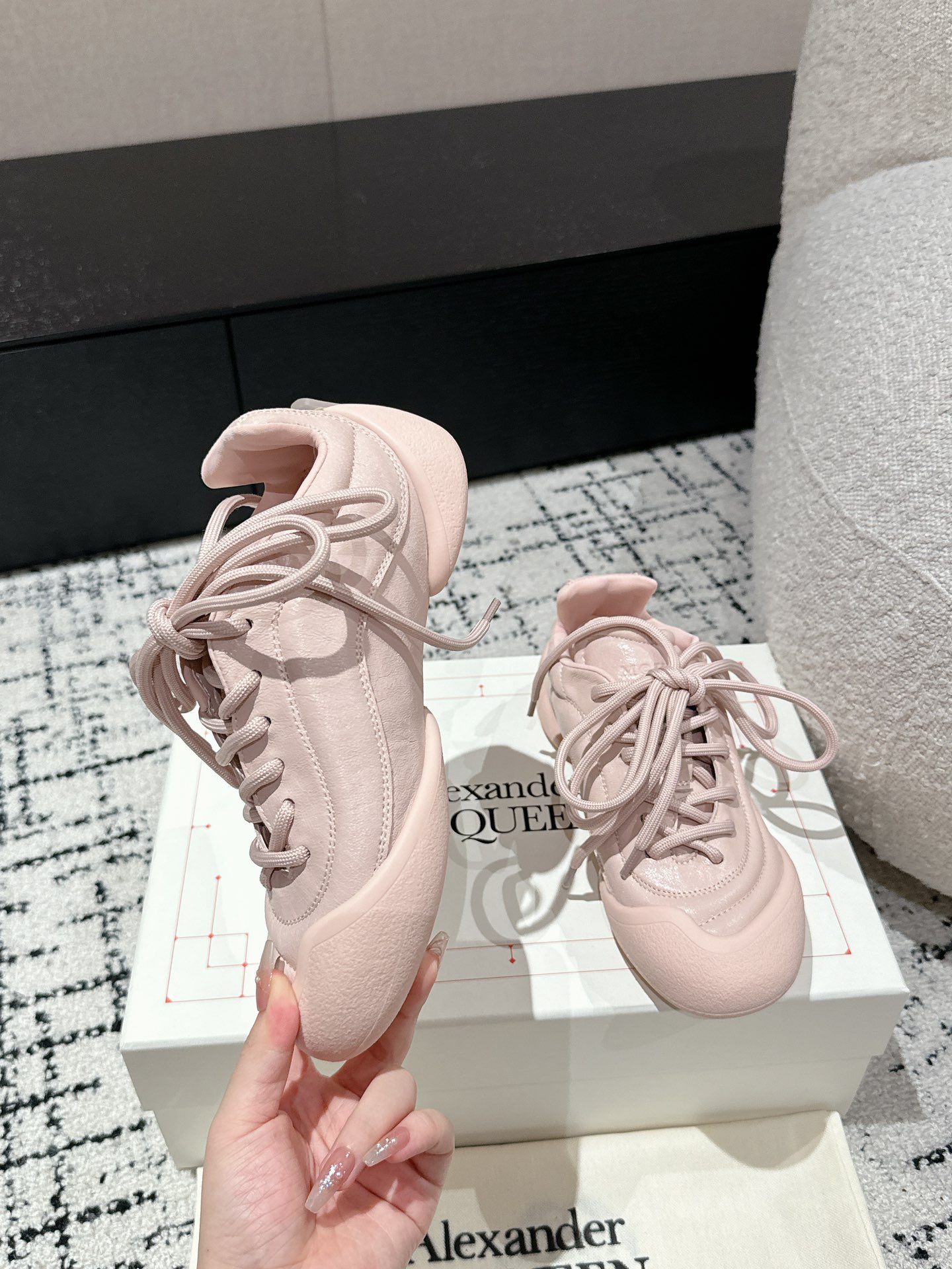 Alexander Mcqueen Female Sneakers Breathable M-l-s