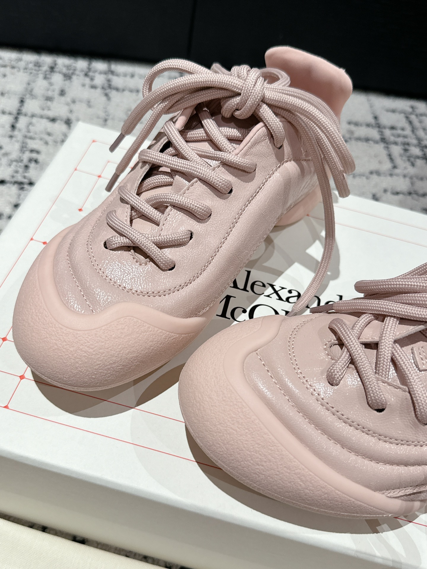 Alexander Mcqueen Female Sneakers Breathable M-l-s