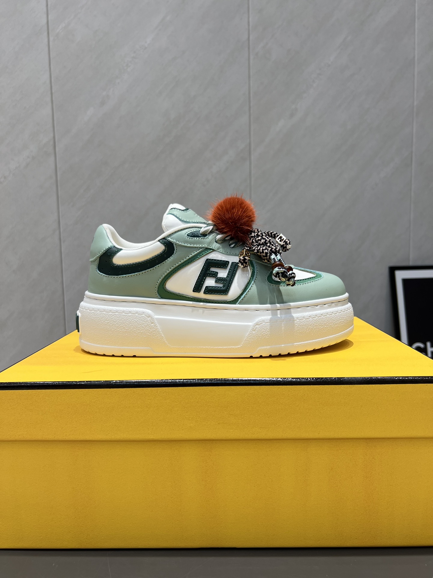 Fendi Sneakers Mesh Breathable M-l-s