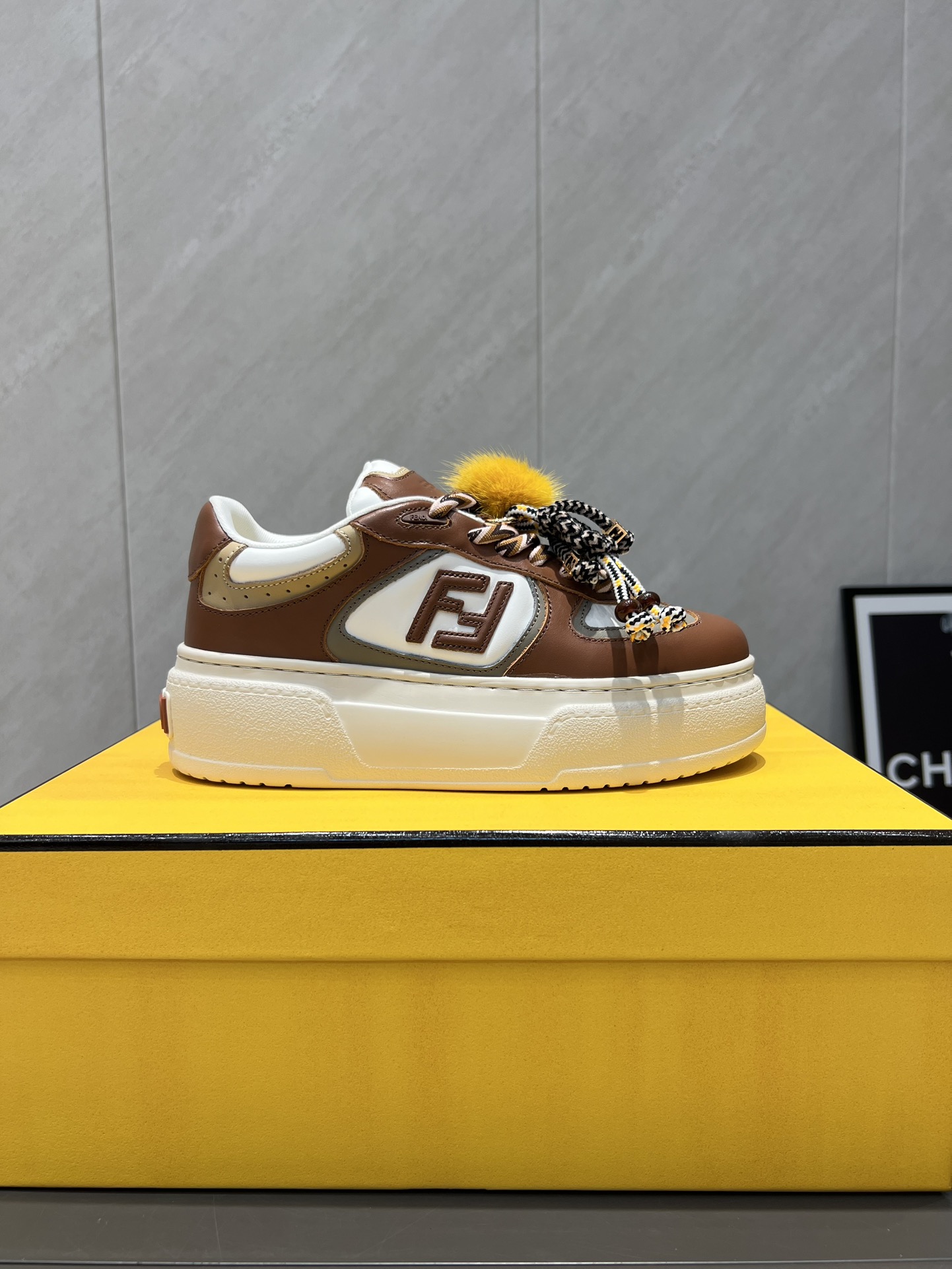 Fendi Sneakers Mesh Breathable M-l-s