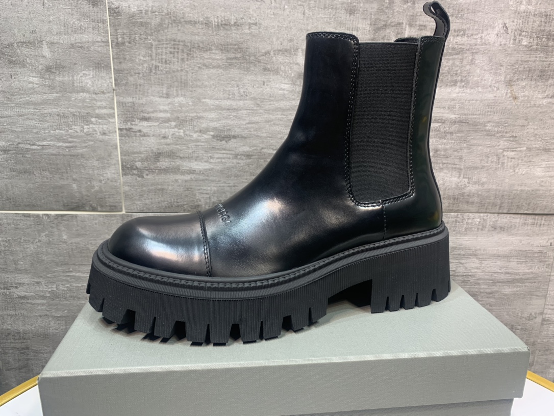 Balenciaga Dr. Martens Male Boots Cow Leather Black M-l