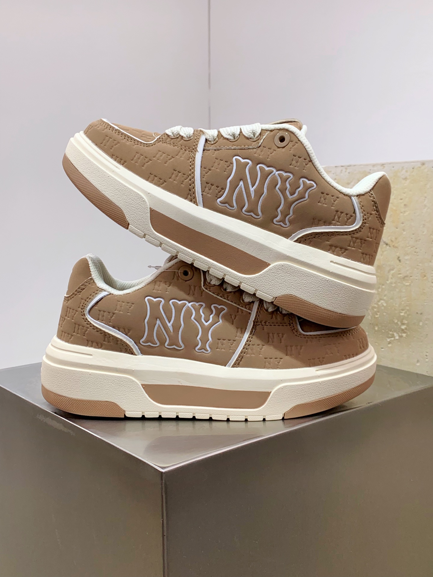 Nike Running Shoes M-l-s