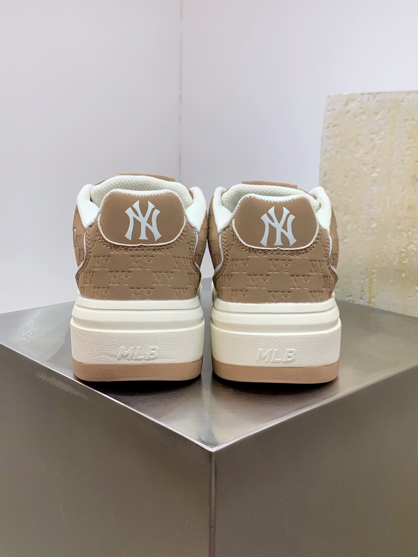 Nike Running Shoes M-l-s