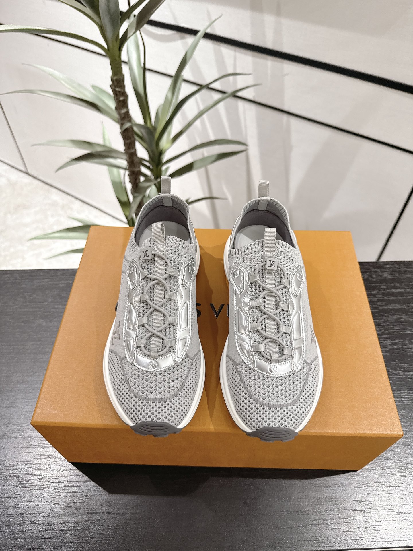 Louis Vuitton Male Running Shoes Breathable M-l-s