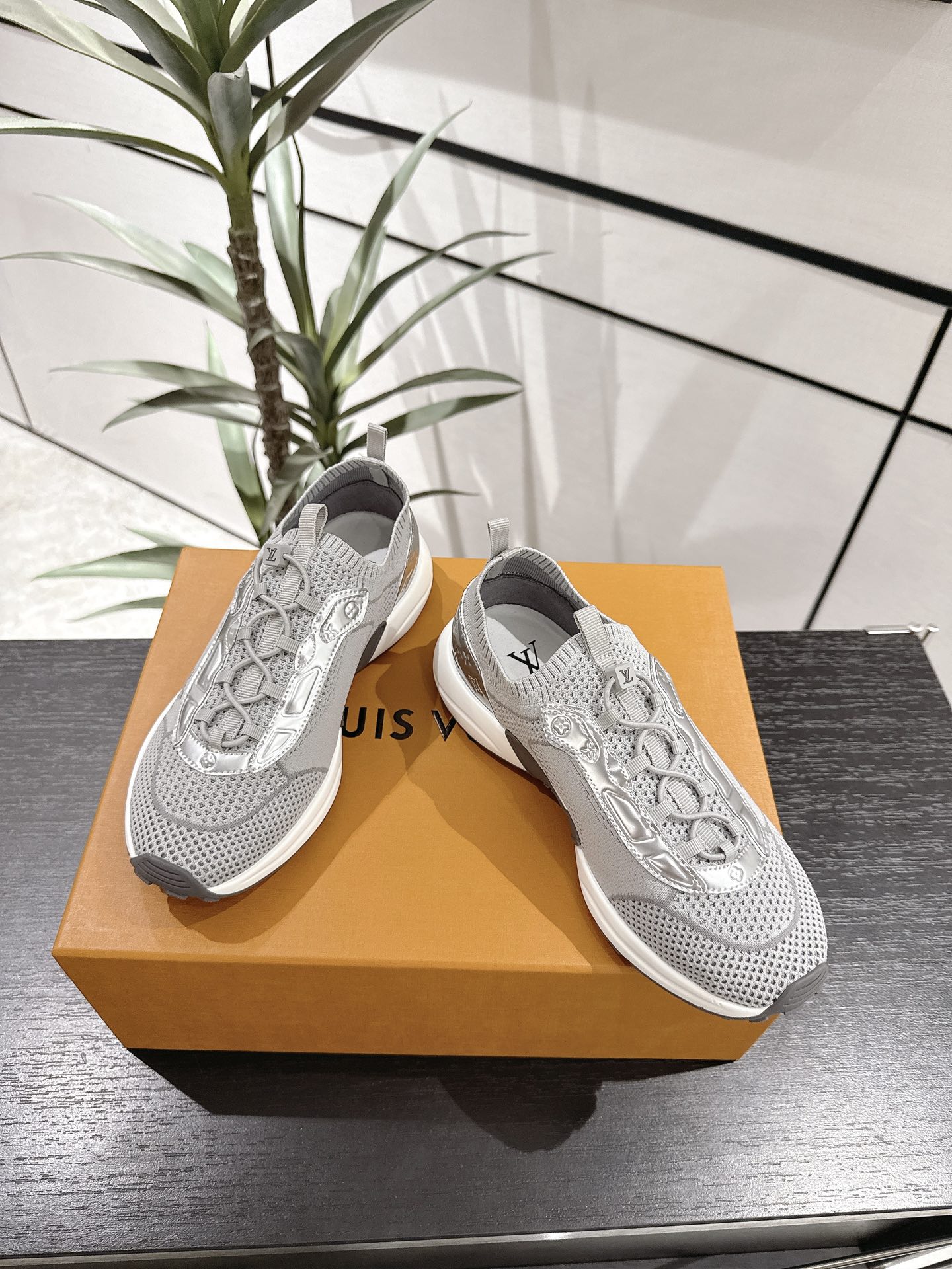 Louis Vuitton Male Running Shoes Breathable M-l-s