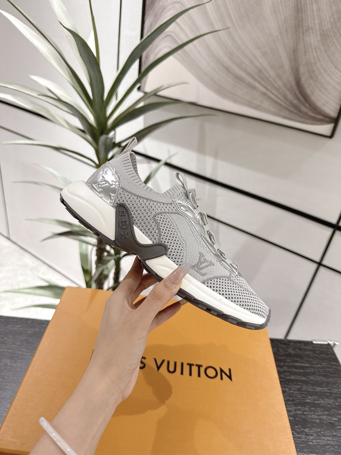 Louis Vuitton Male Running Shoes Breathable M-l-s