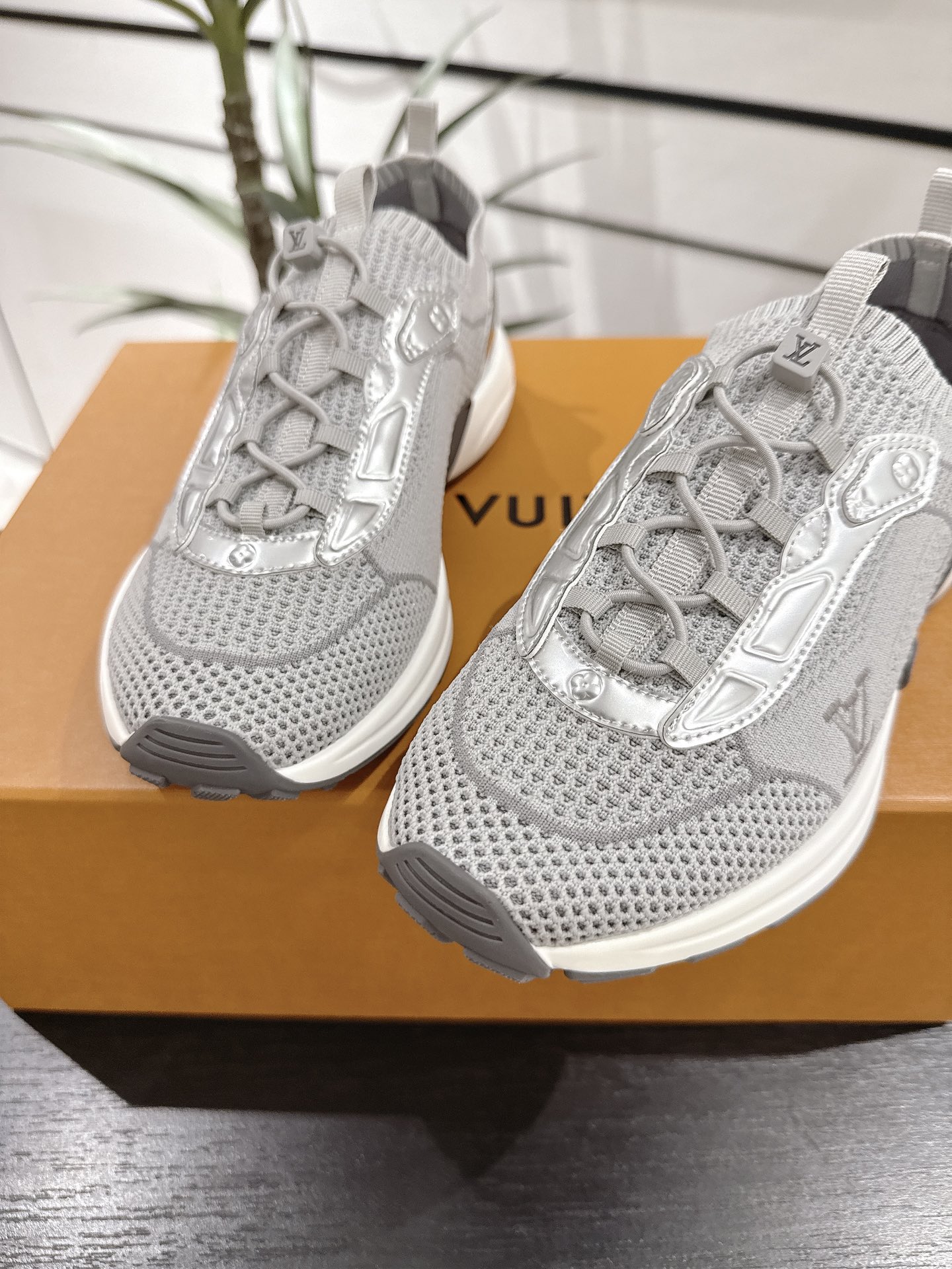 Louis Vuitton Male Running Shoes Breathable M-l-s