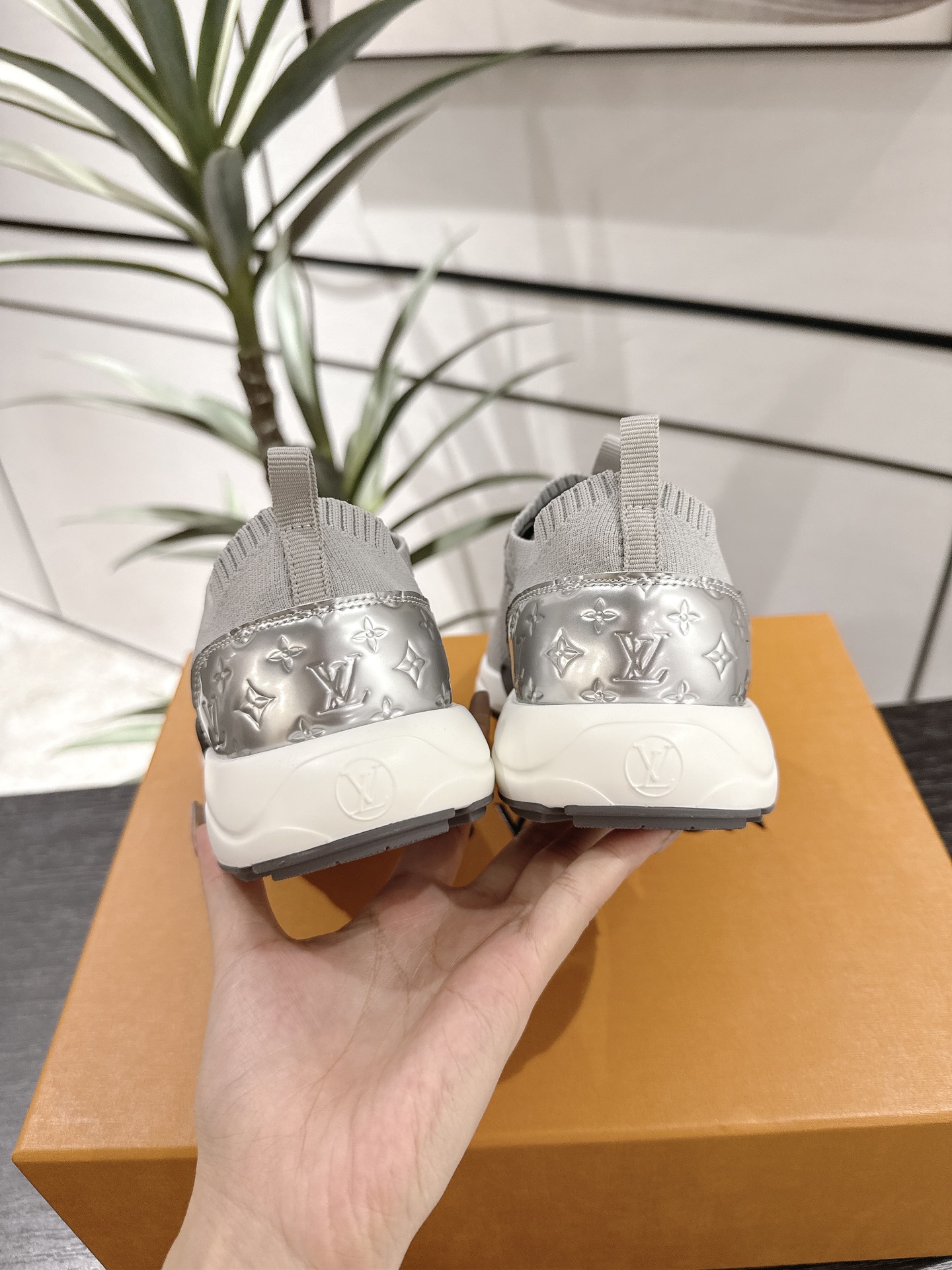 Louis Vuitton Male Running Shoes Breathable M-l-s