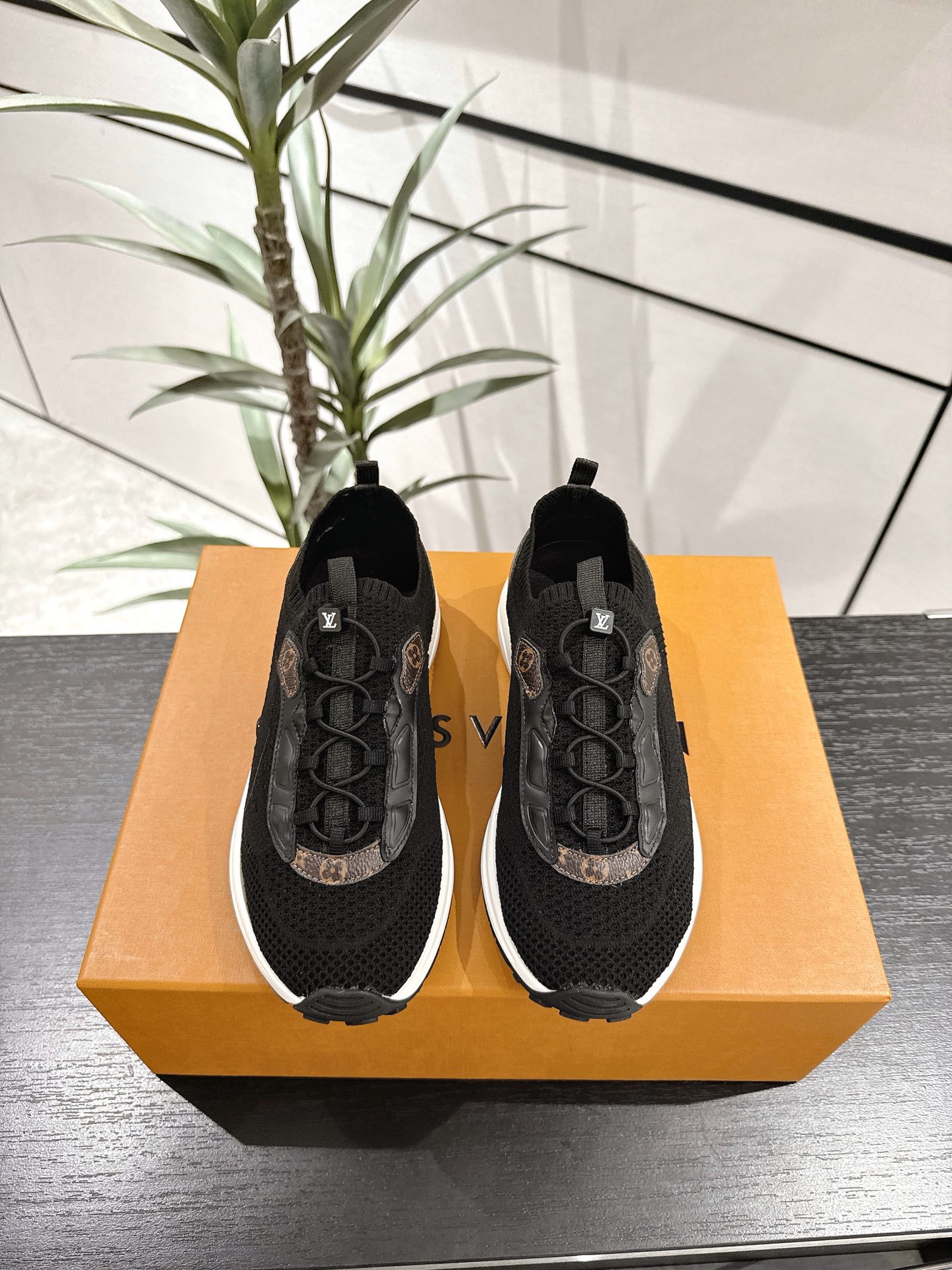 Louis Vuitton Male Running Shoes Breathable M-l-s