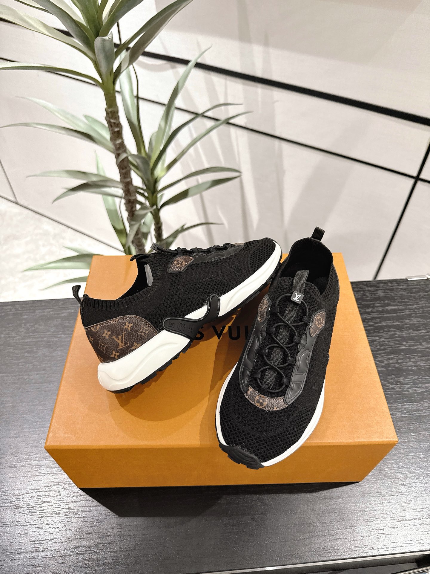 Louis Vuitton Male Running Shoes Breathable M-l-s