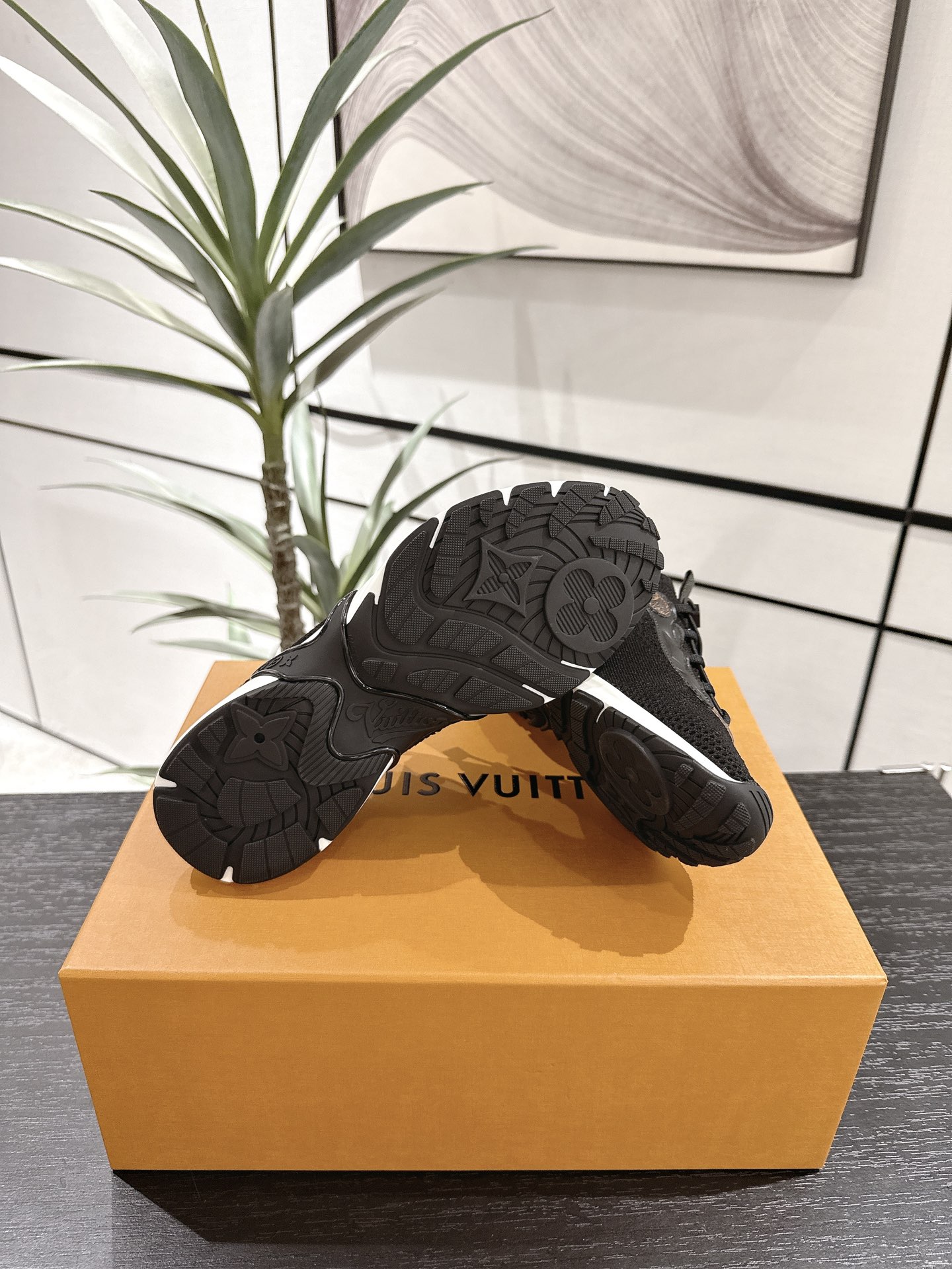 Louis Vuitton Male Running Shoes Breathable M-l-s