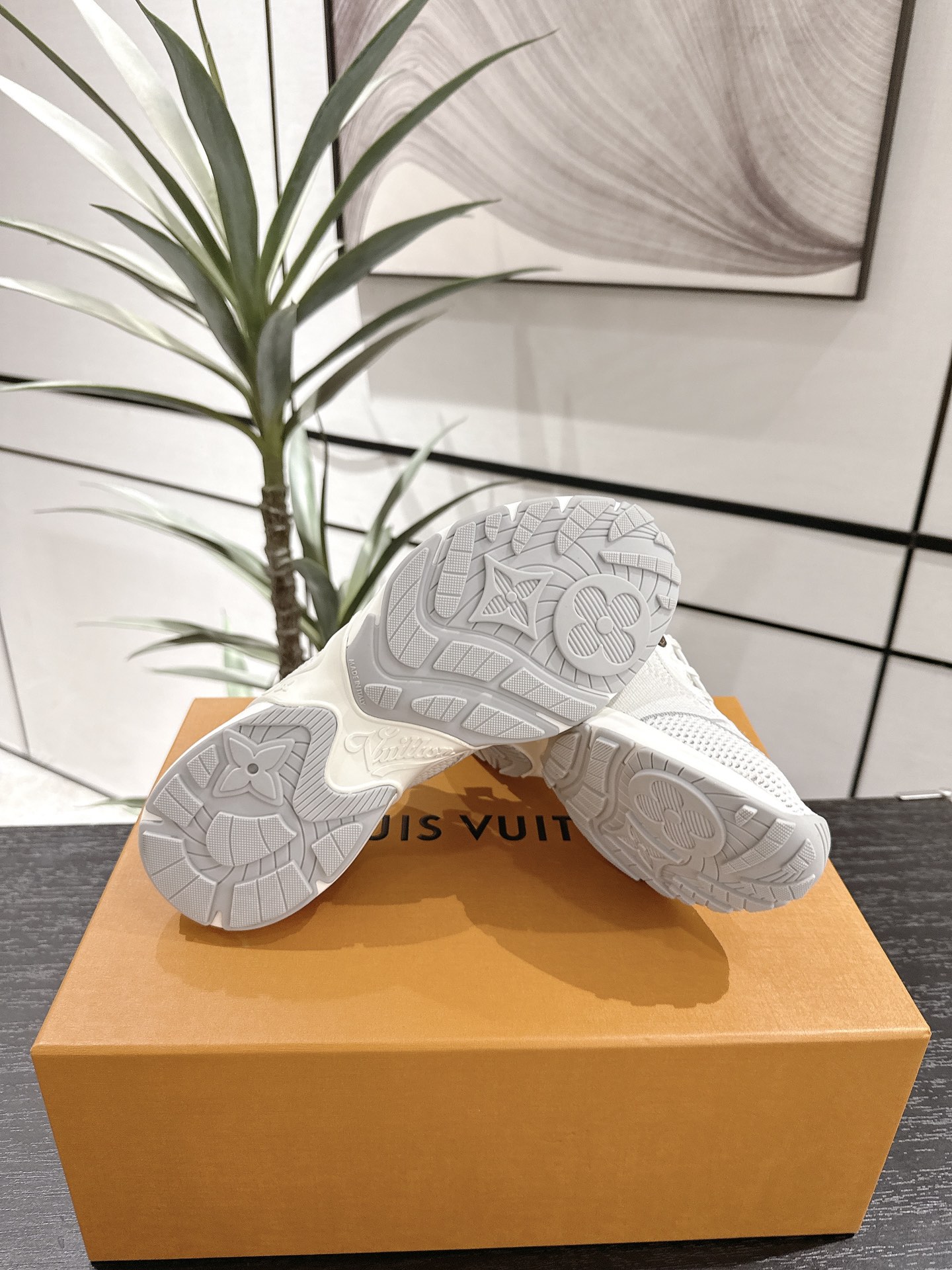 Louis Vuitton Male Running Shoes Breathable M-l-s