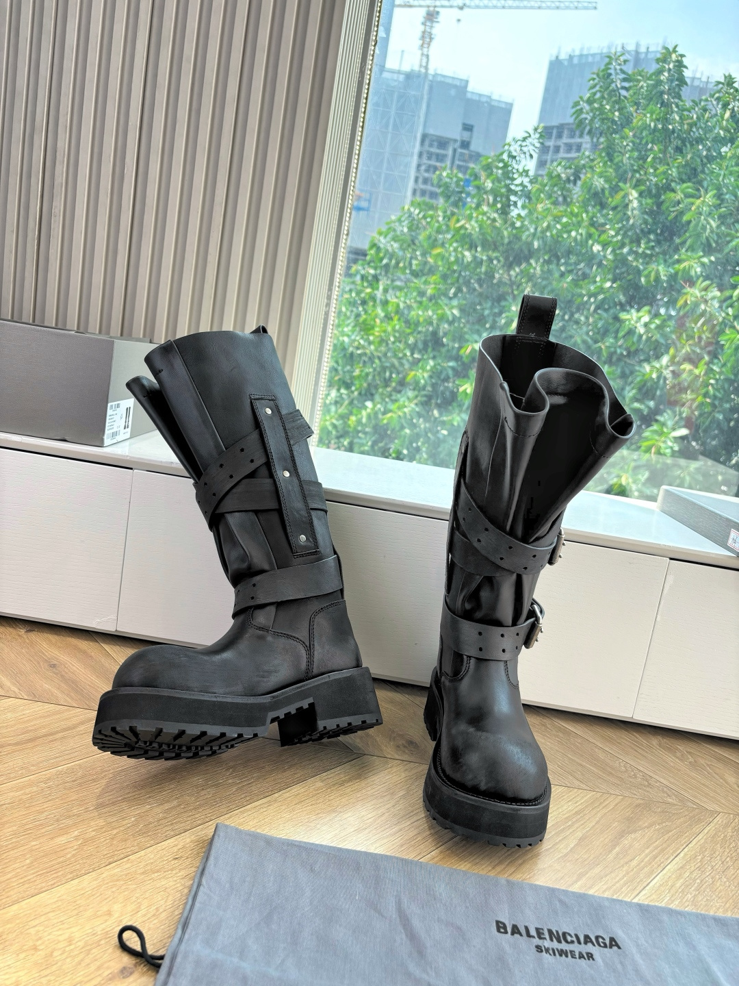 Balenciaga Female Boots Real Leather M-l