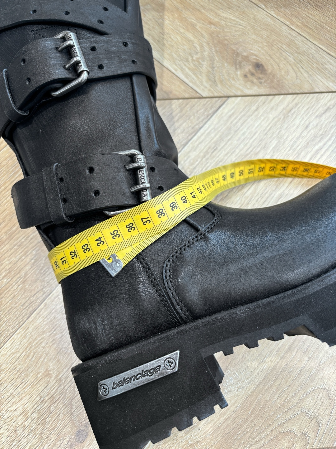 Balenciaga Female Boots Real Leather M-l
