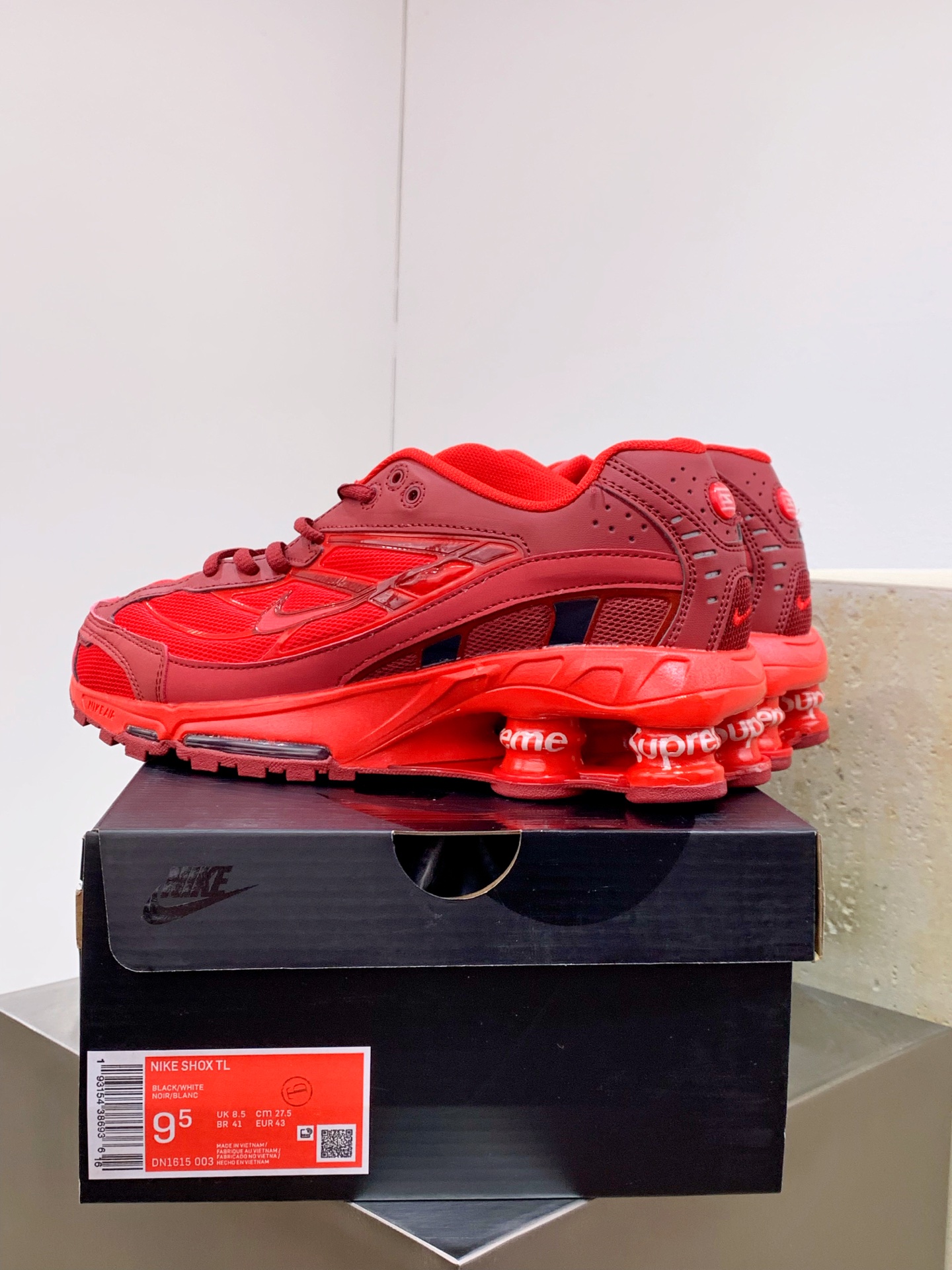 Nike Basic Shoes Gray L-s