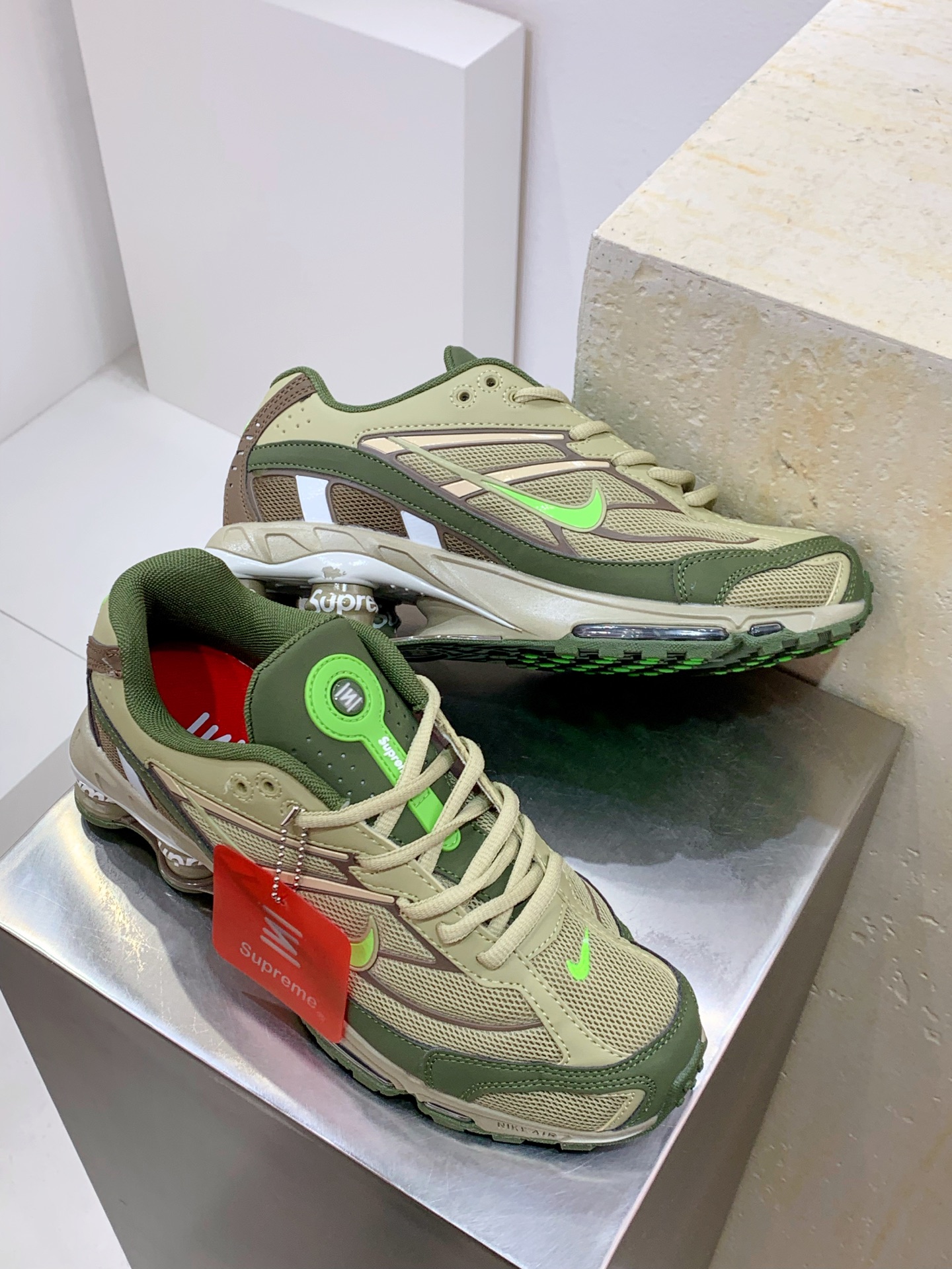 Nike Basic Shoes Gray L-s