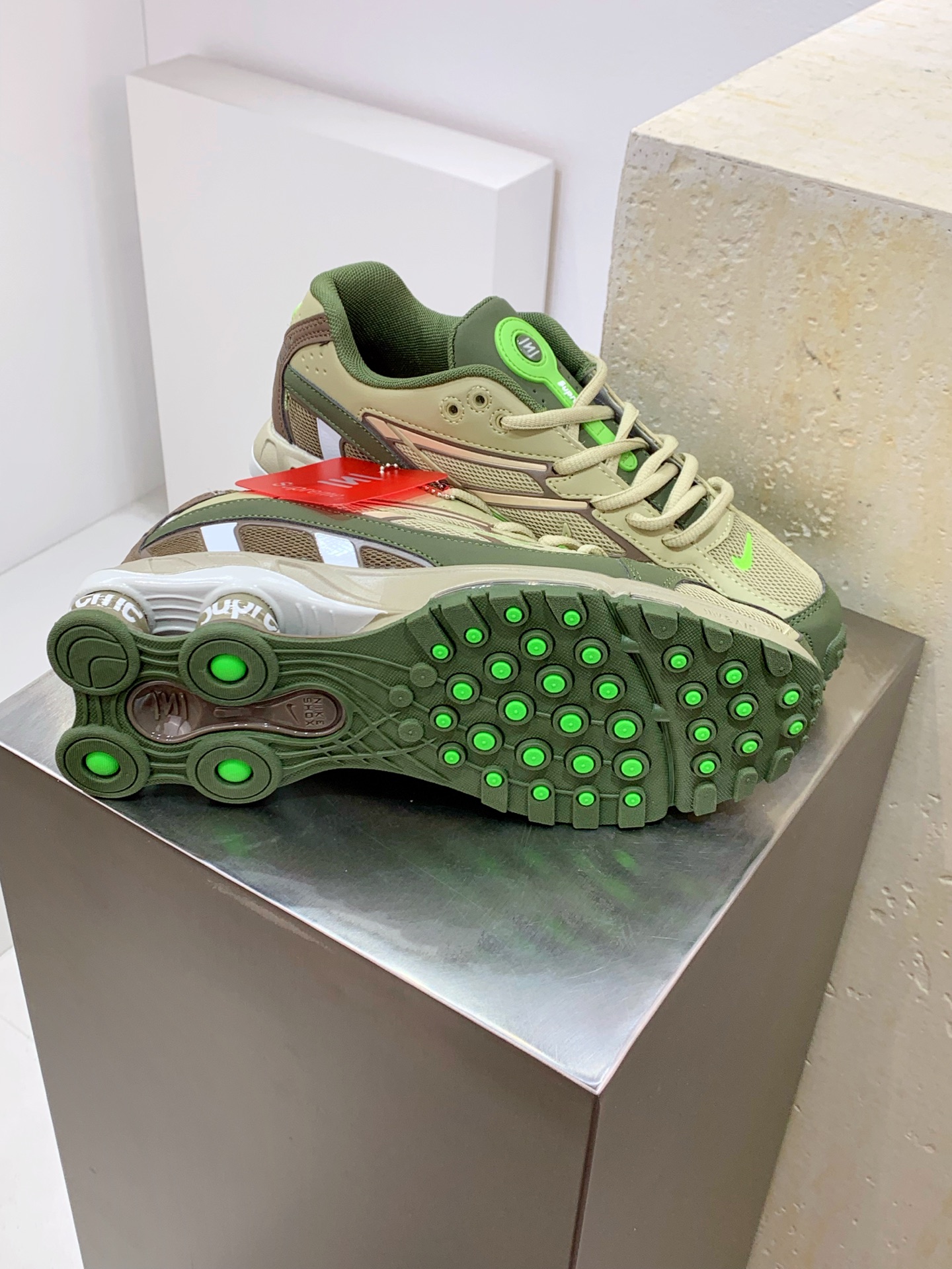 Nike Basic Shoes Gray L-s