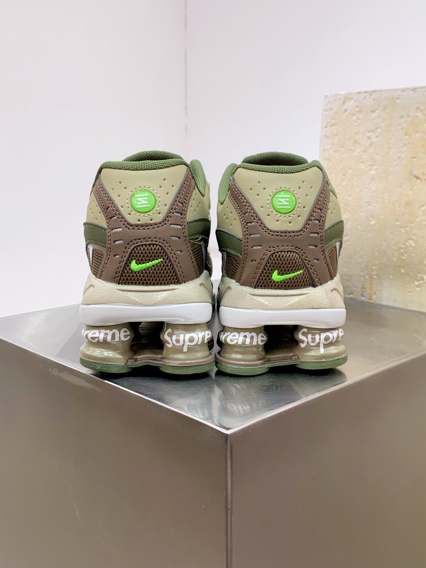 Nike Basic Shoes Gray L-s