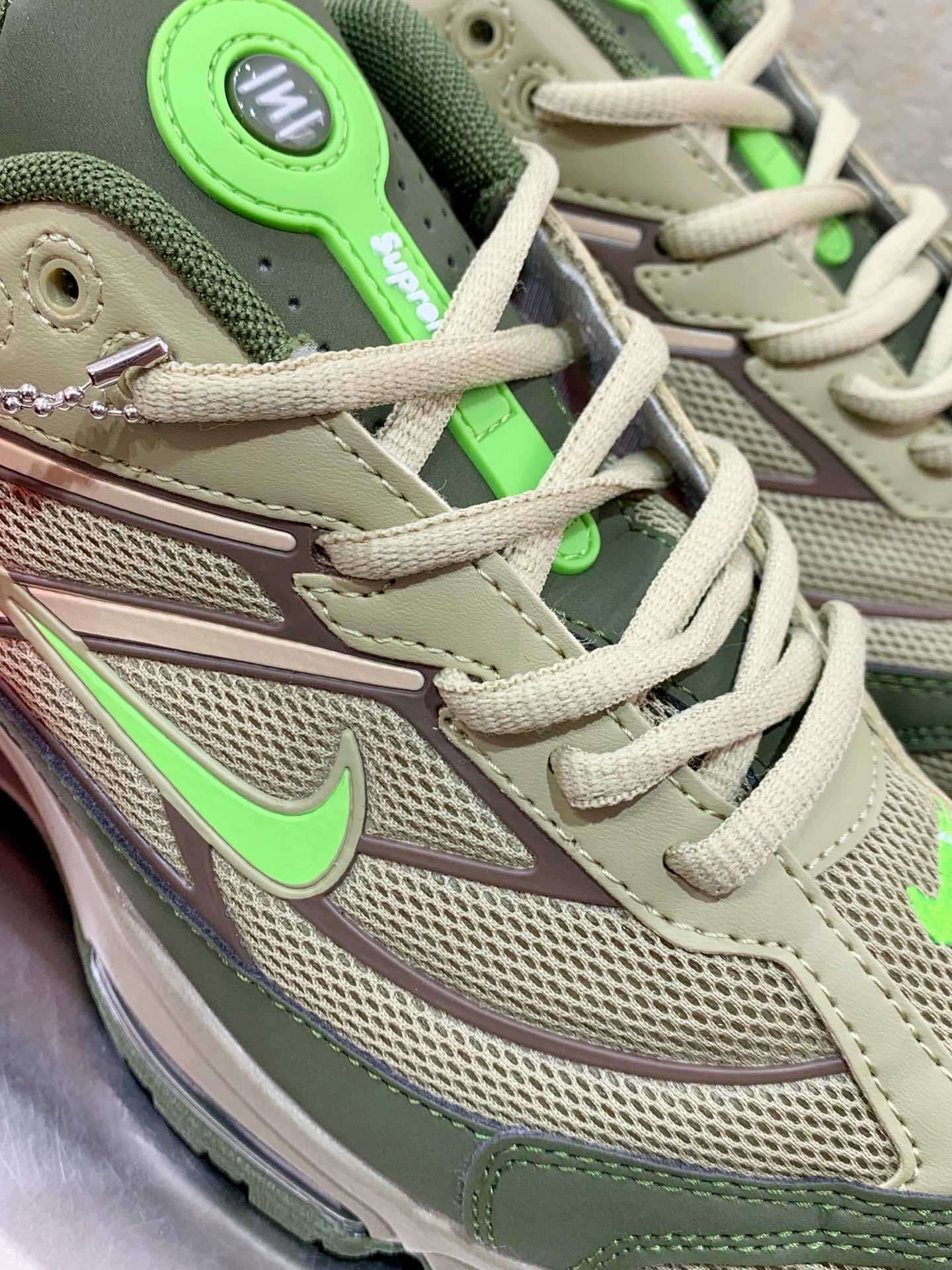 Nike Basic Shoes Gray L-s