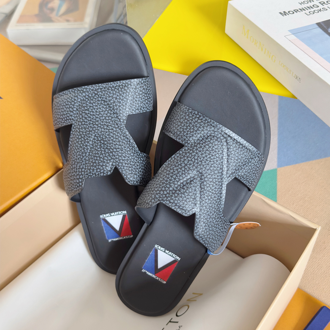 Louis Vuitton Male Sandals M-l-s