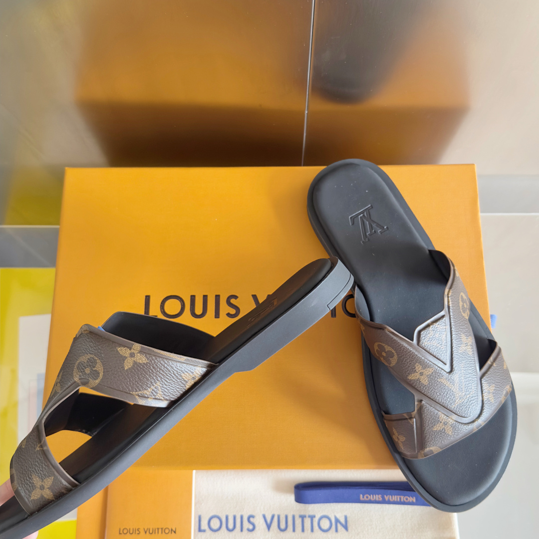 Louis Vuitton Male Sandals M-l-s