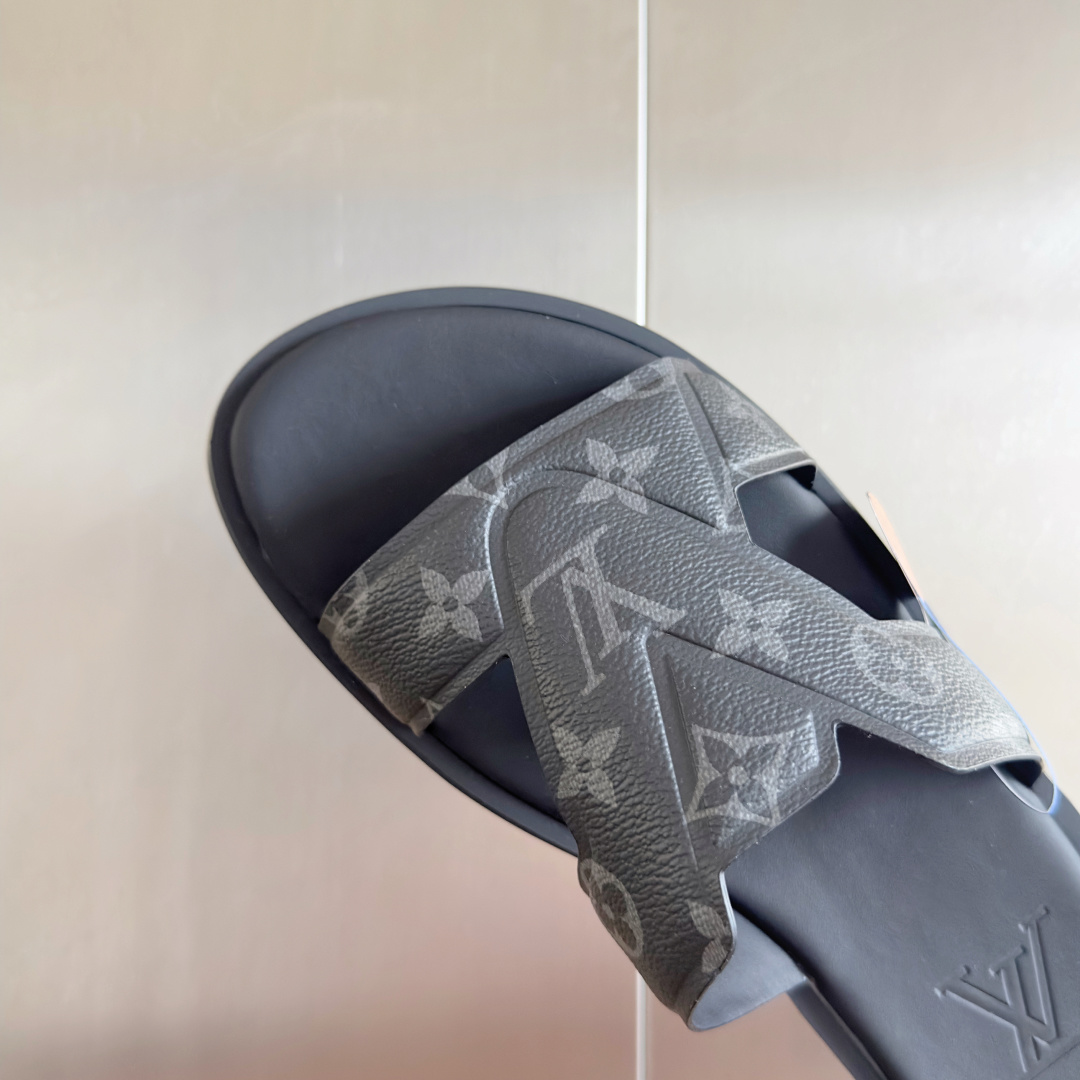 Louis Vuitton Male Sandals M-l-s