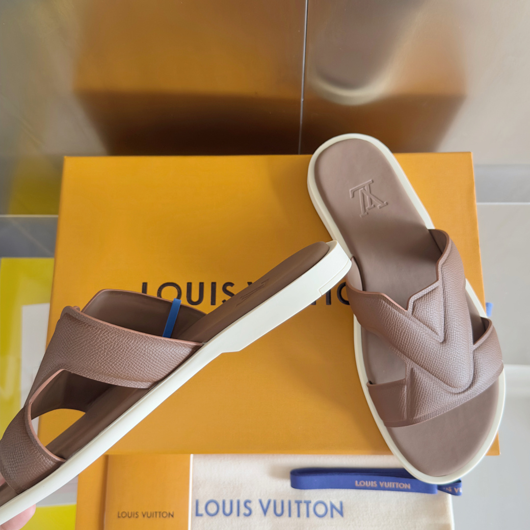 Louis Vuitton Male Sandals M-l-s