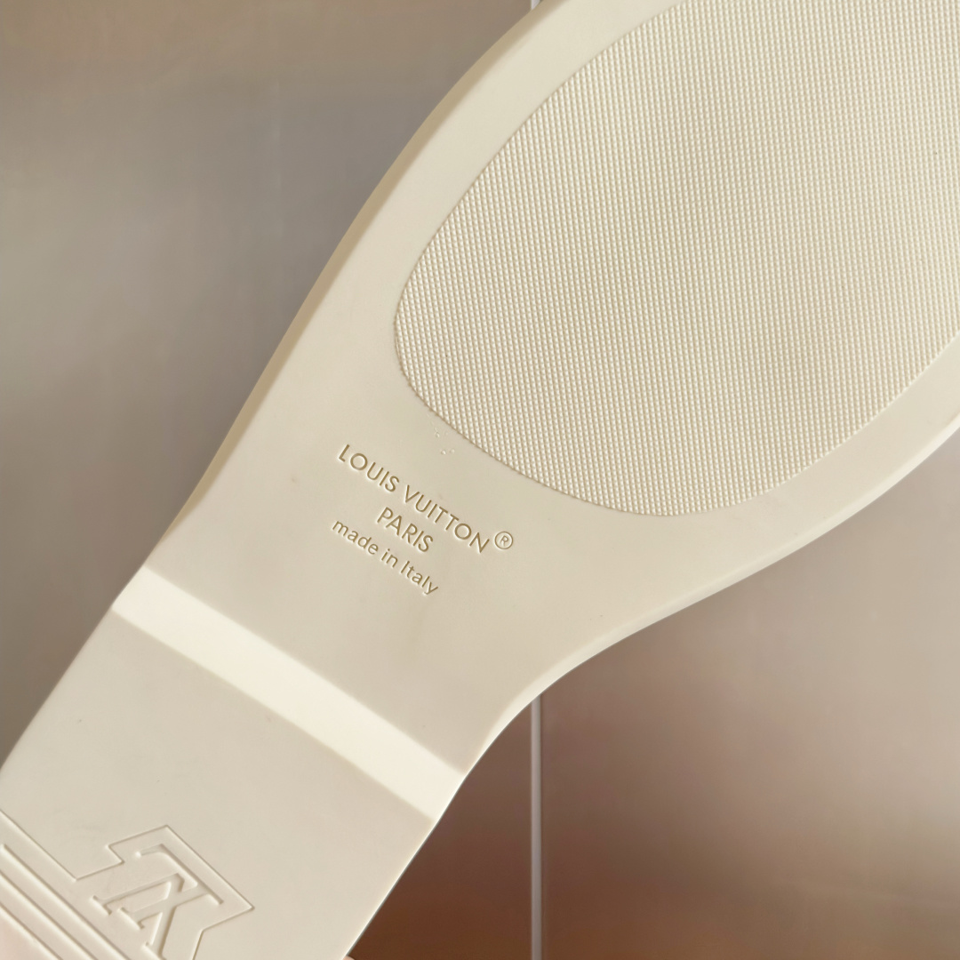 Louis Vuitton Male Sandals M-l-s