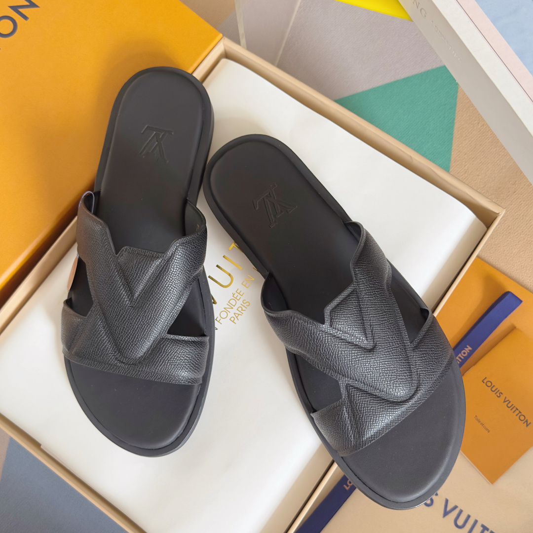 Louis Vuitton Male Sandals M-l-s