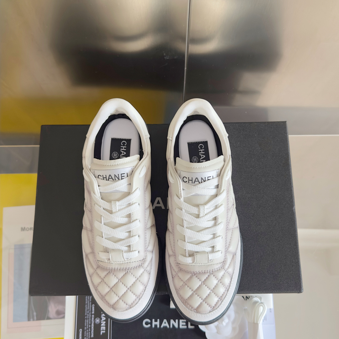 Chanel Female Sneakers M-l-s