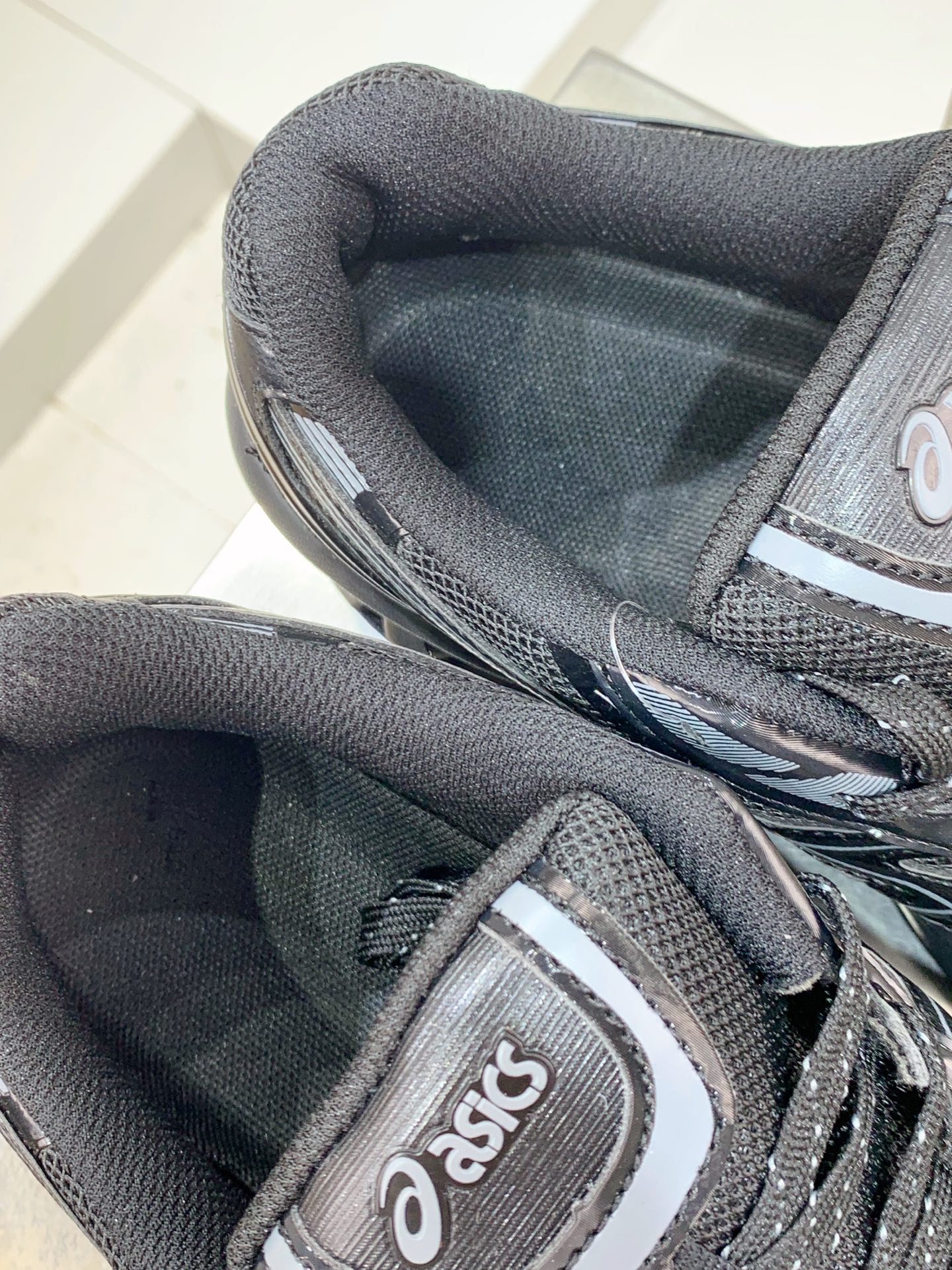 Asics Running Shoes Breathable L-s