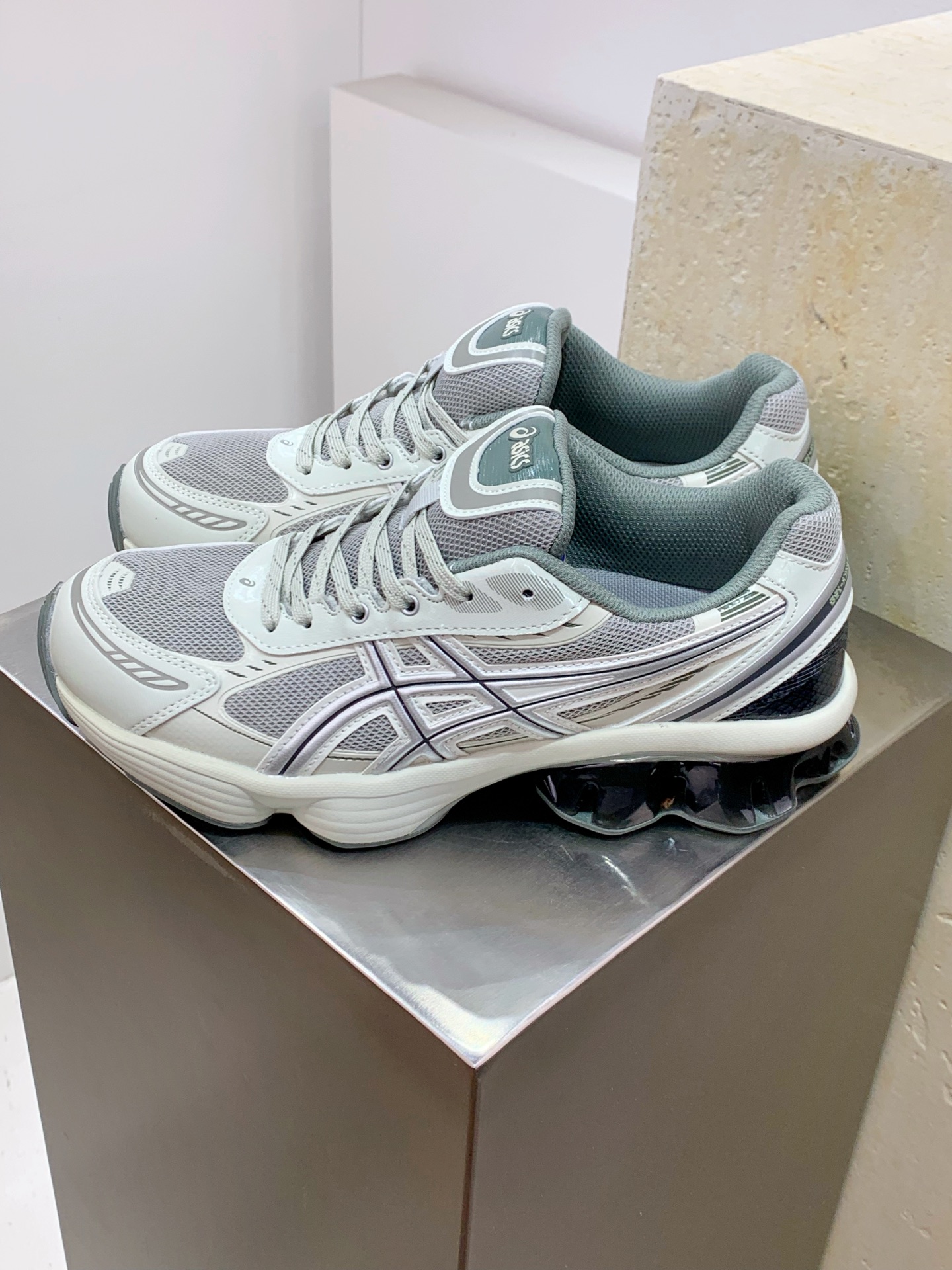 Asics Running Shoes Breathable L-s