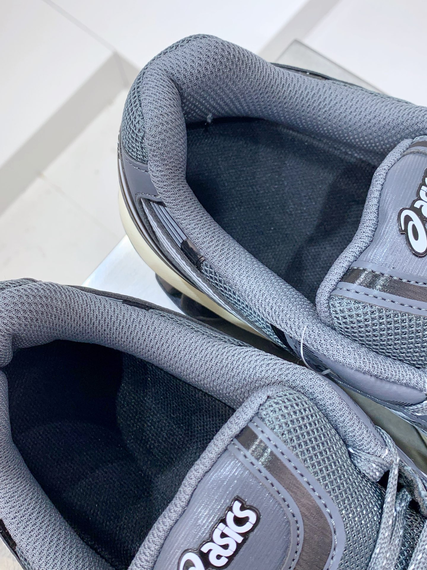 Asics Running Shoes Breathable L-s