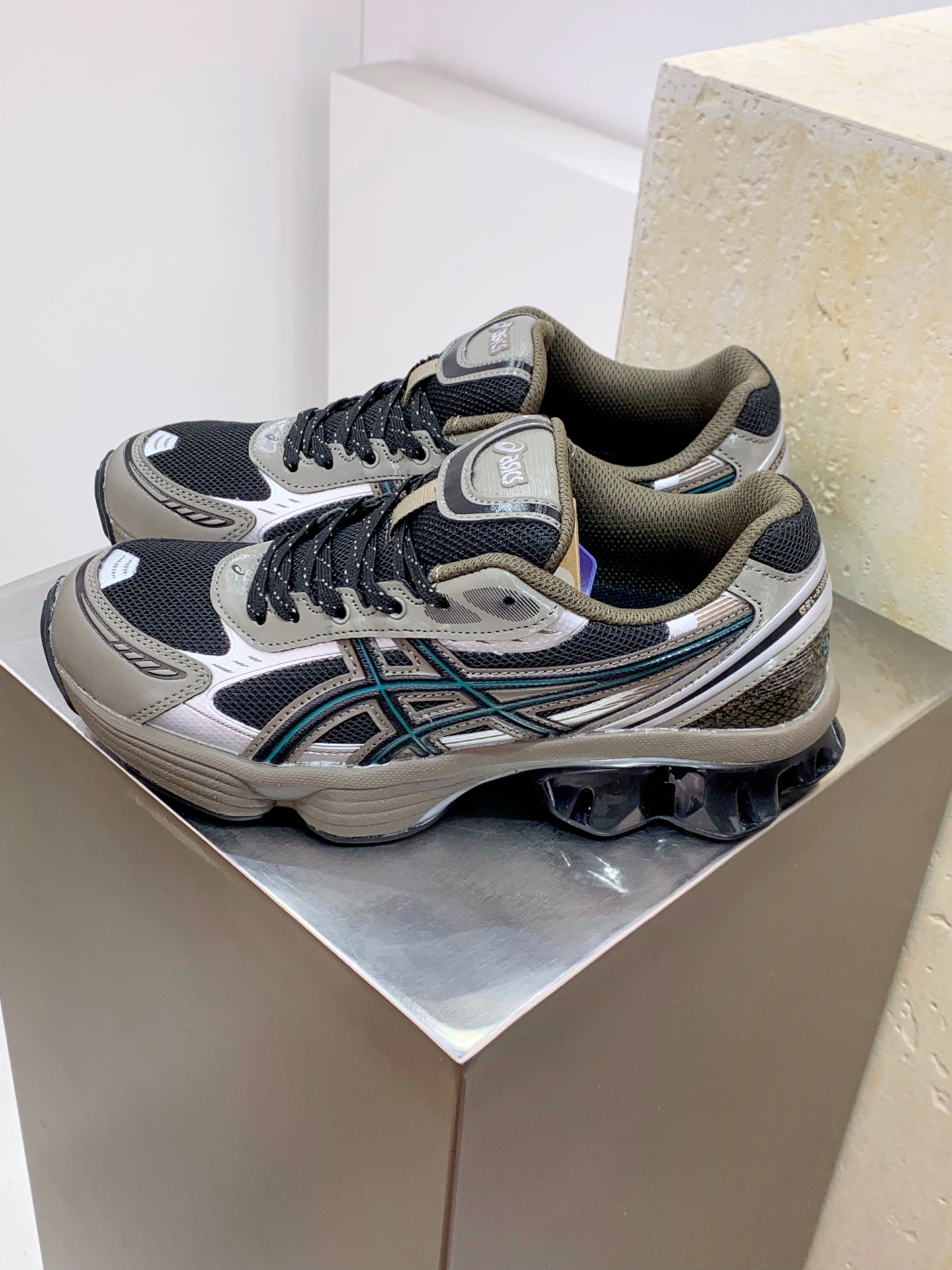 Asics Running Shoes Breathable L-s