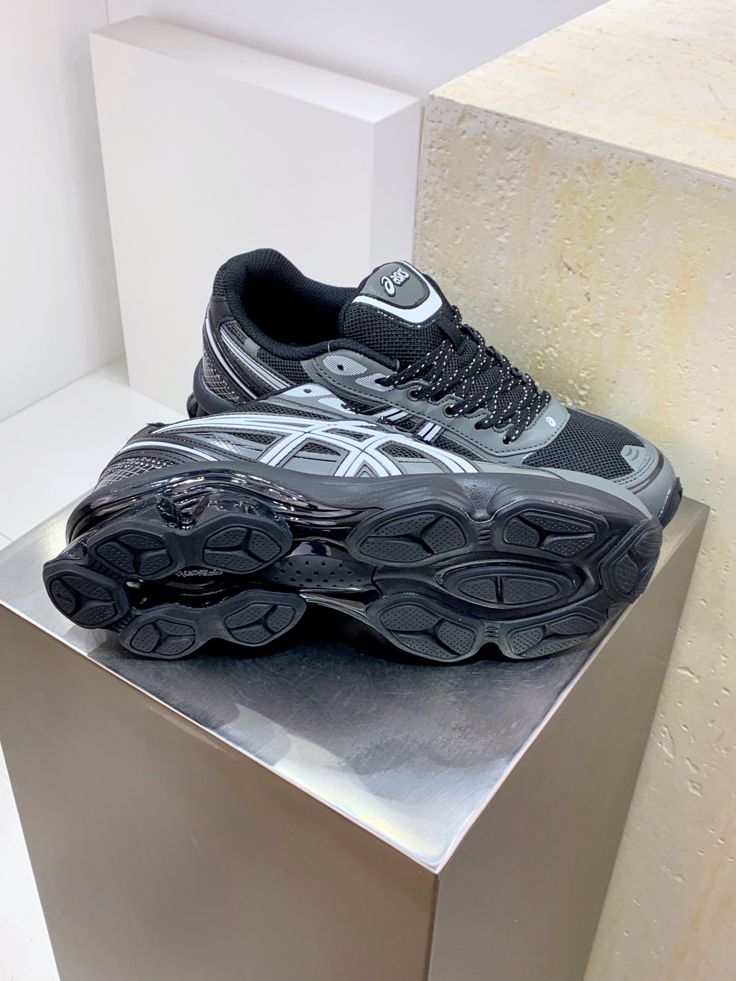 Asics Running Shoes Breathable L-s