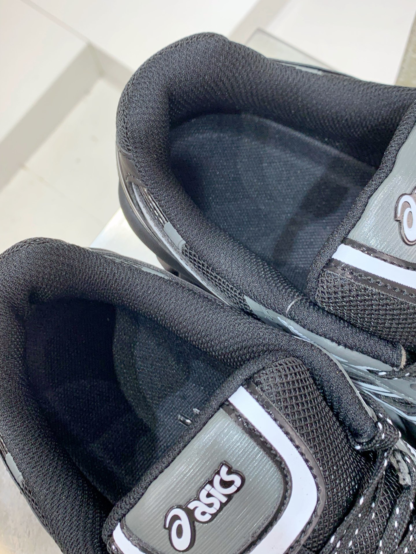 Asics Running Shoes Breathable L-s