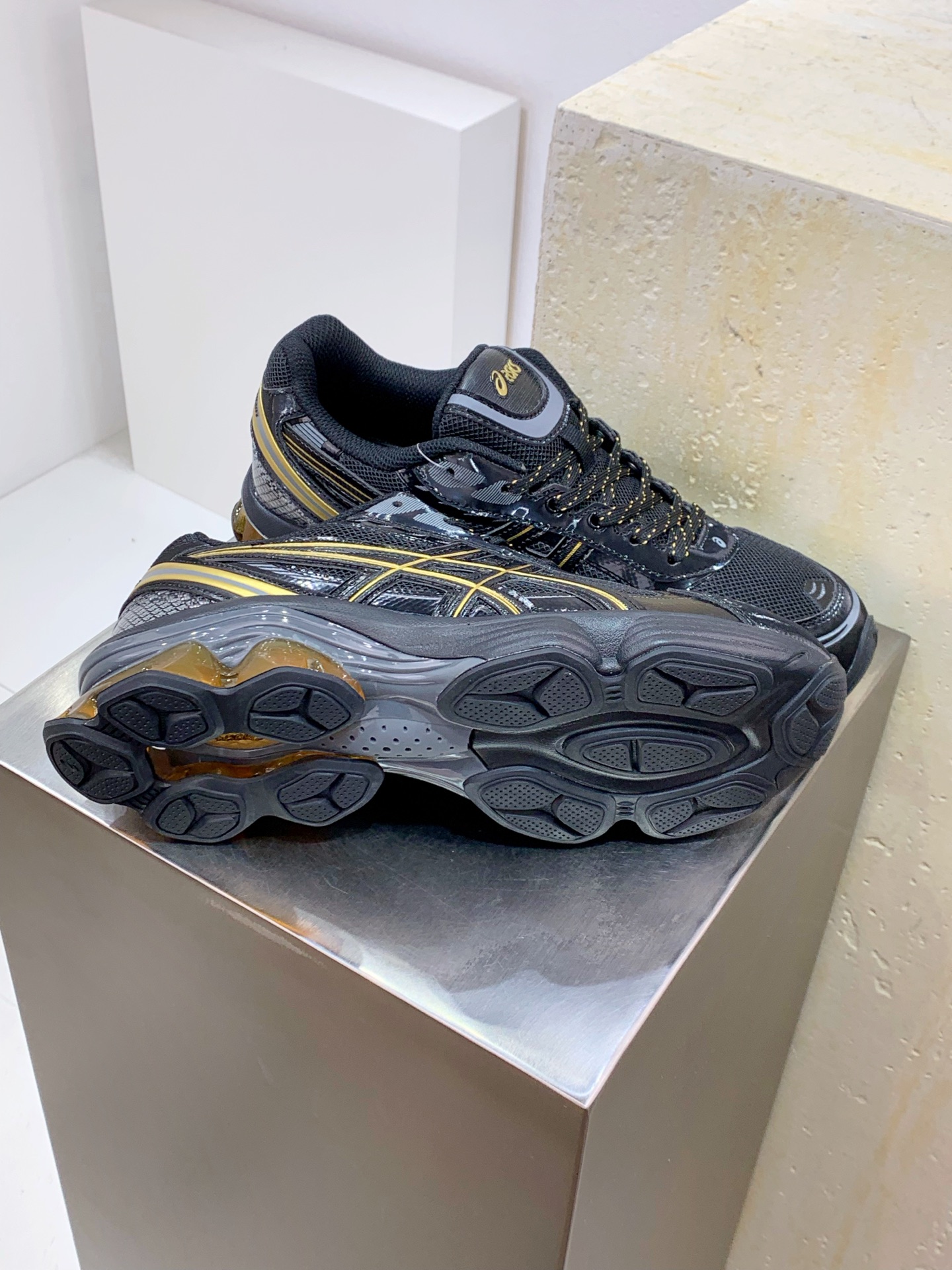 Asics Running Shoes Breathable L-s