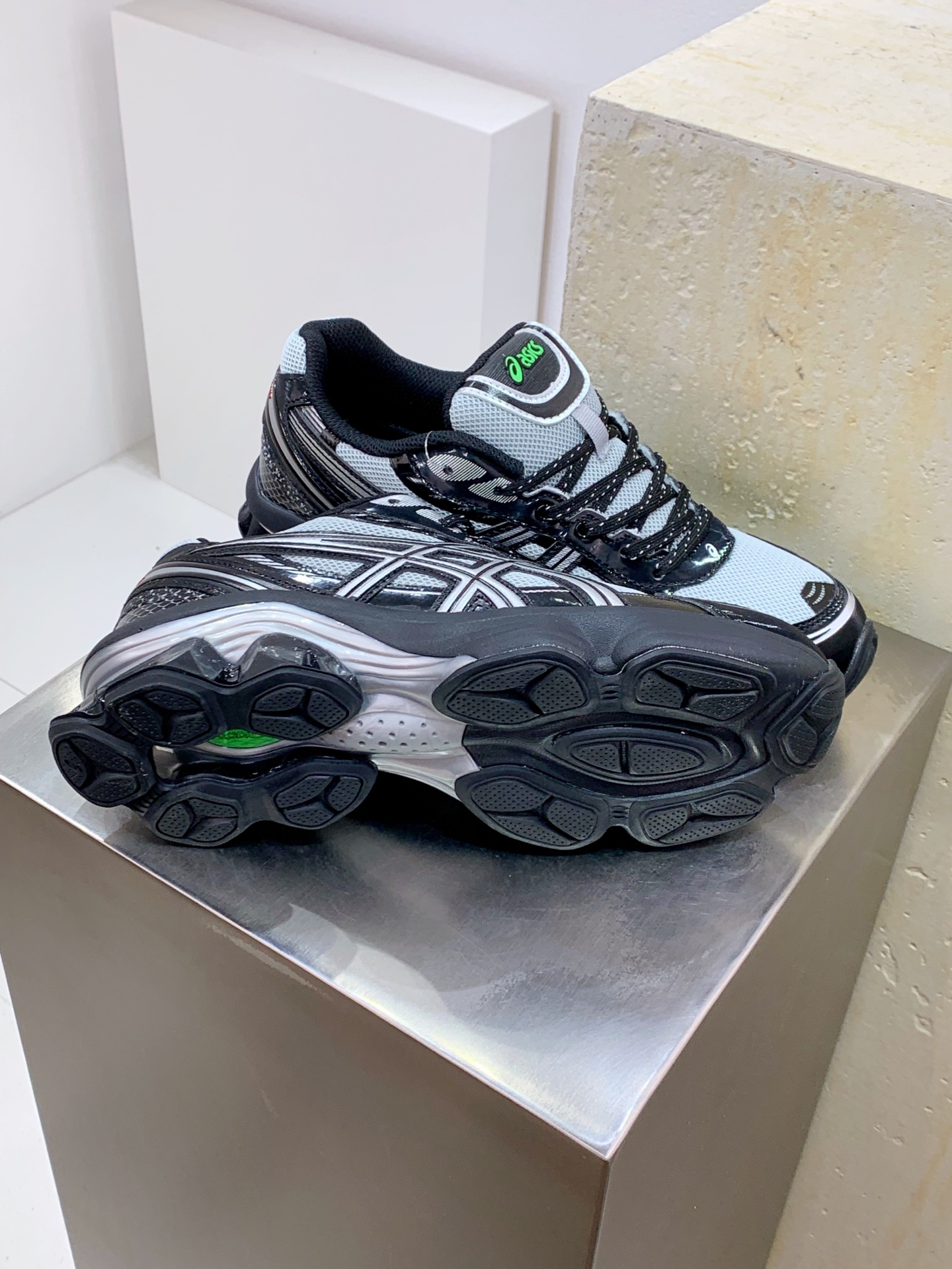 Asics Running Shoes Breathable L-s