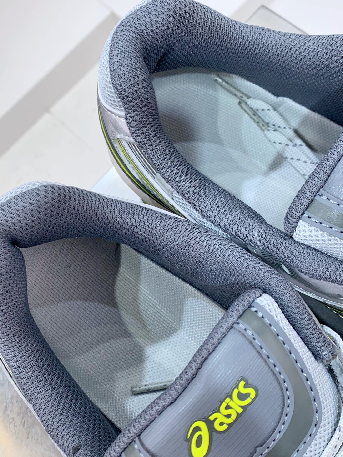 Asics Running Shoes Breathable L-s