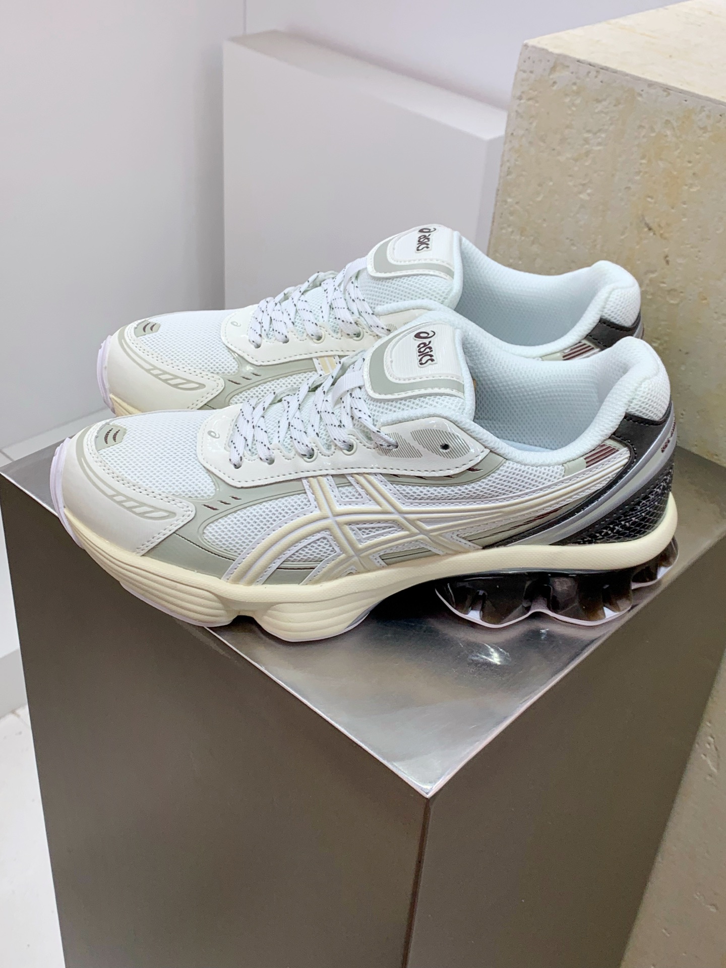 Asics Running Shoes Breathable L-s