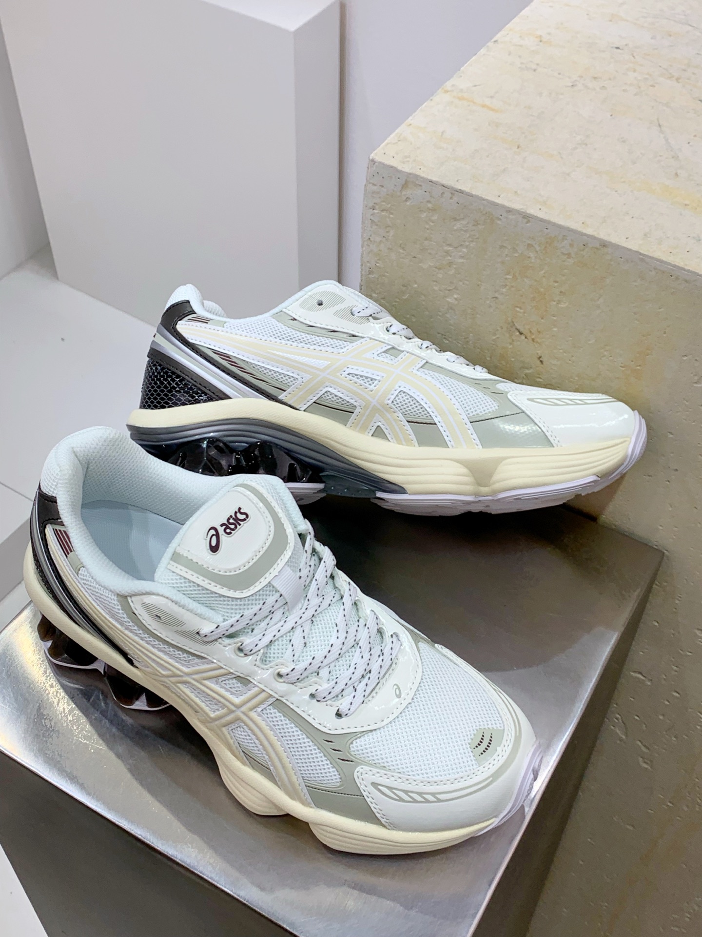 Asics Running Shoes Breathable L-s