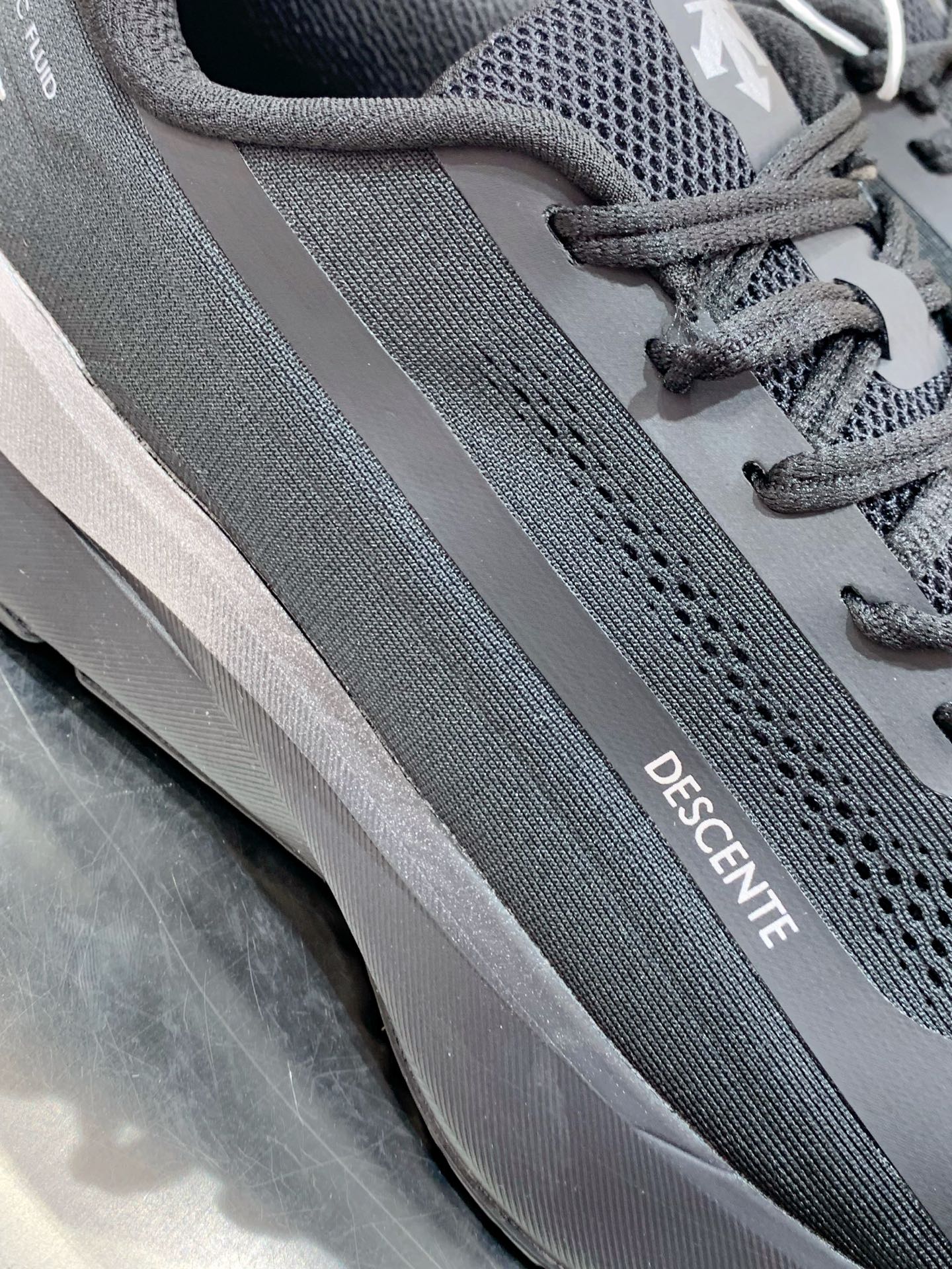 Descente Male Running Shoes Breathable M-l-s