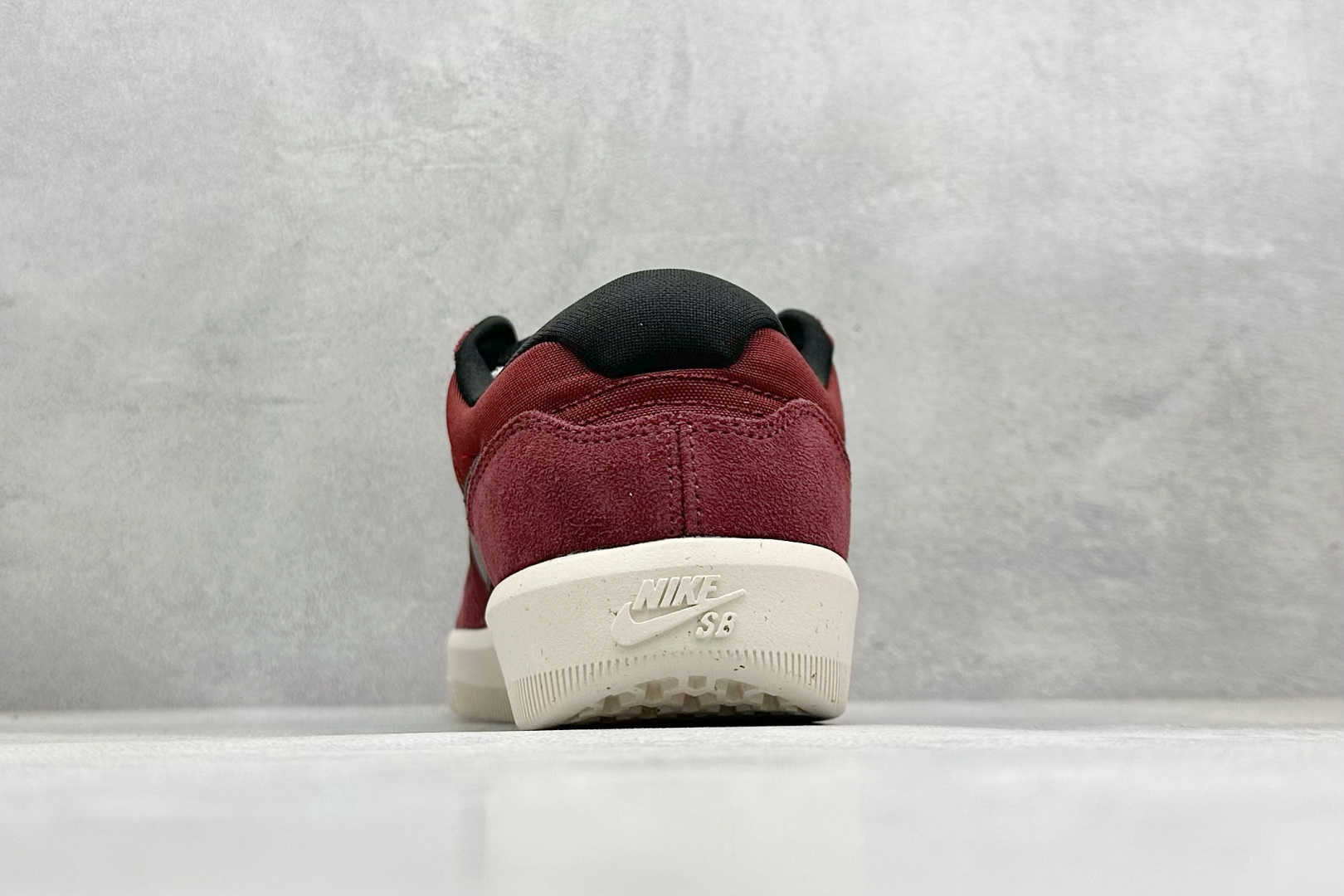 Nike Male Board Shoes S