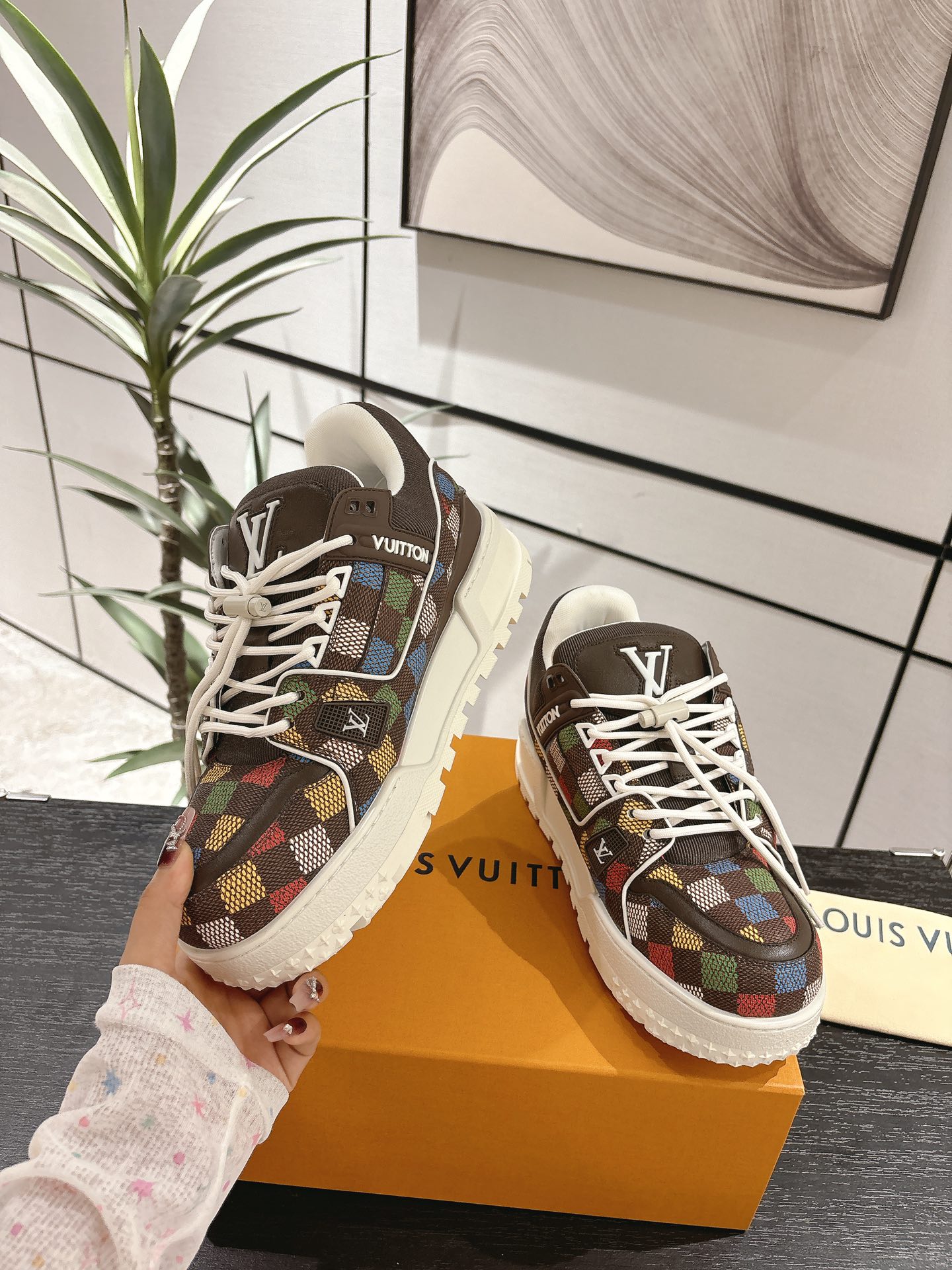 Louis Vuitton Couple Basic Shoes L