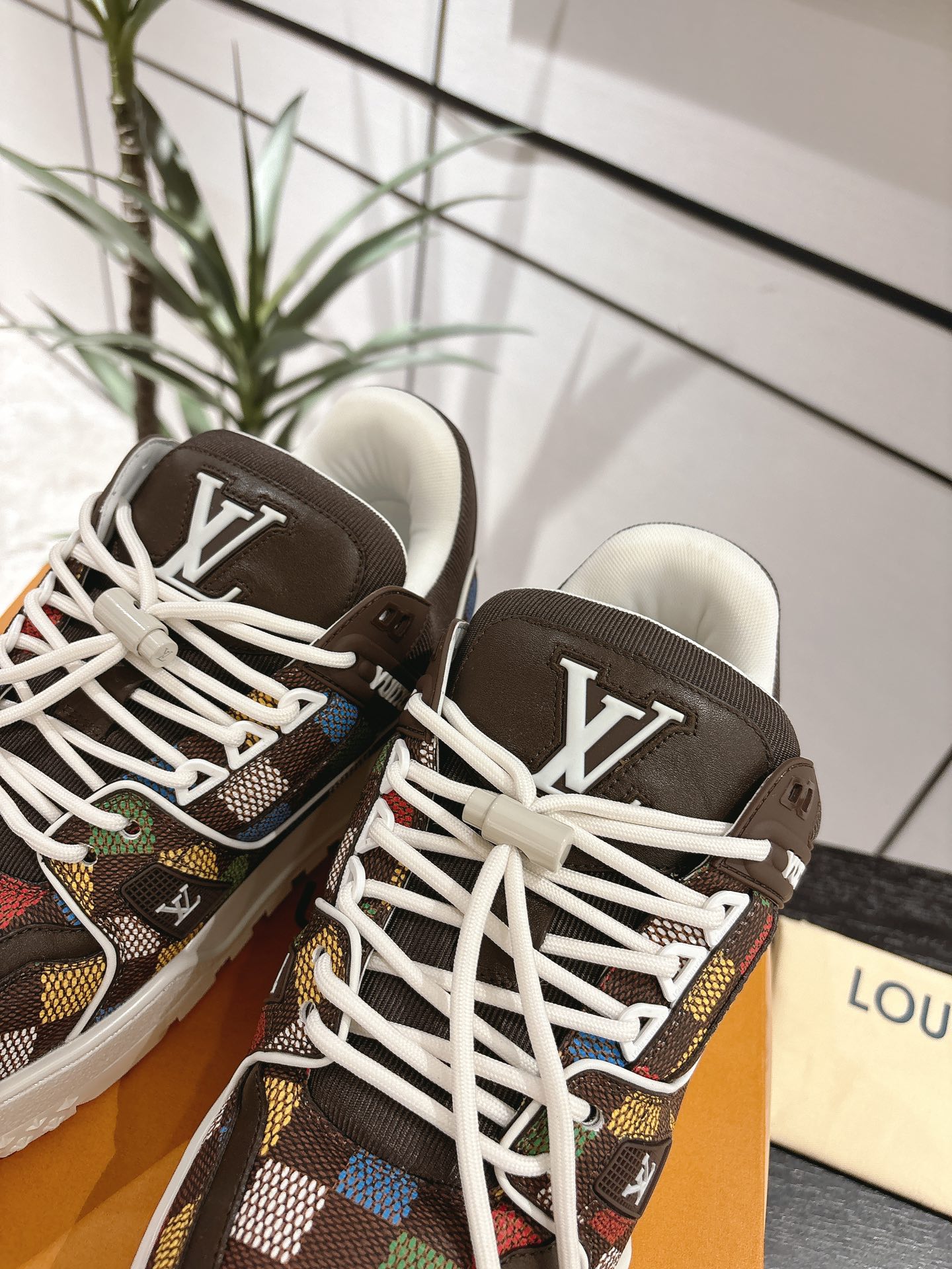 Louis Vuitton Couple Basic Shoes L