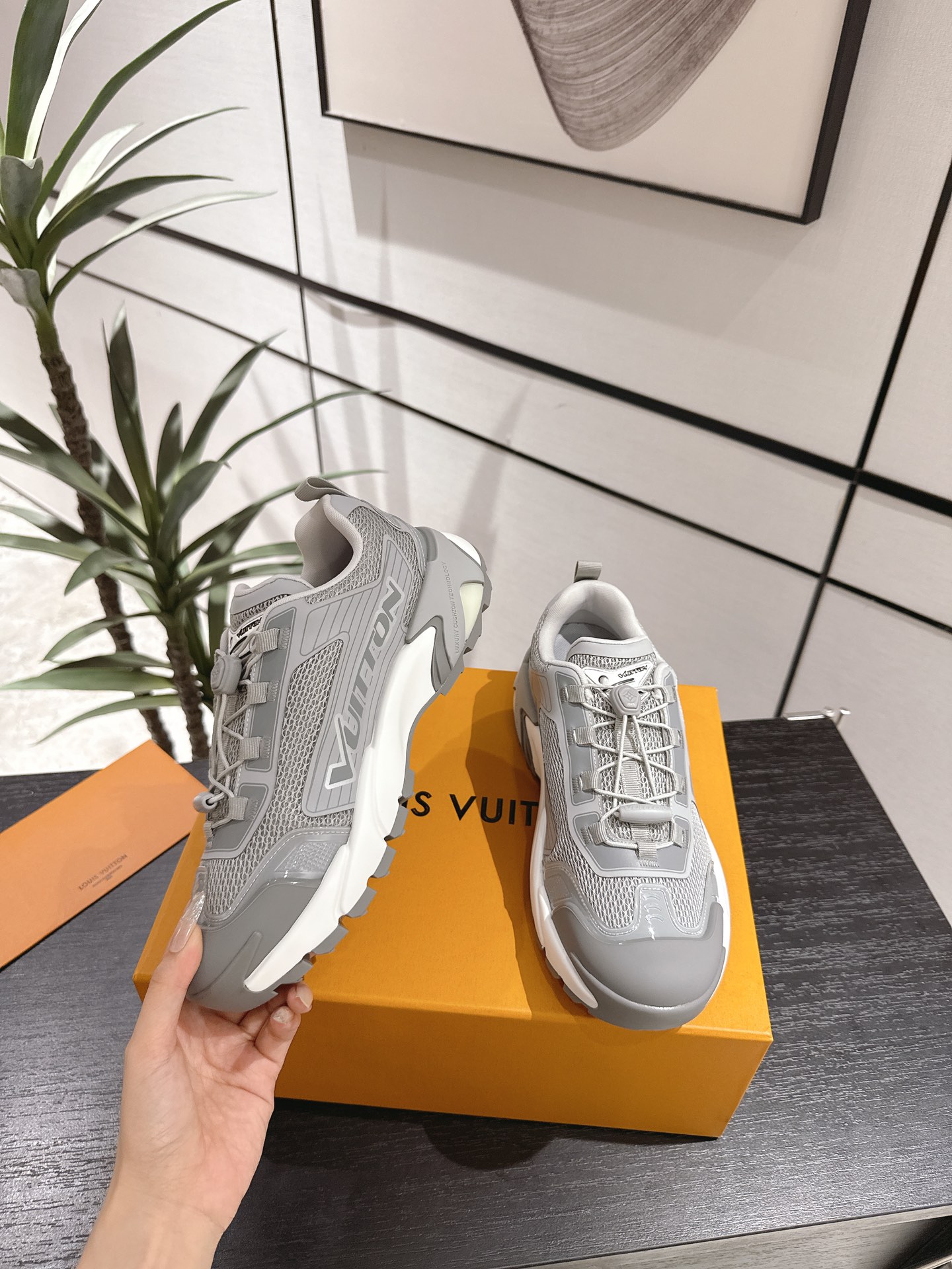 Louis Vuitton Male Running Shoes Breathable M-l-s