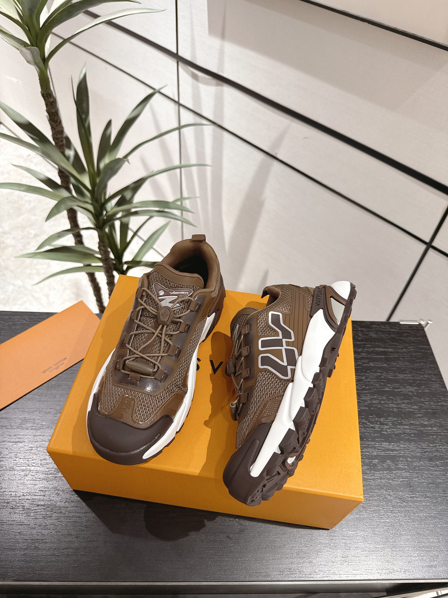 Louis Vuitton Male Running Shoes Breathable M-l-s