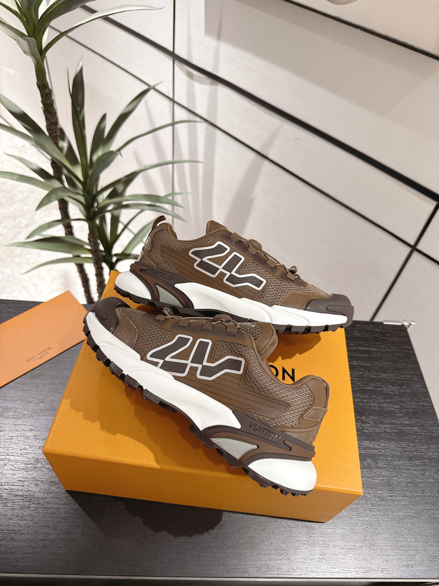 Louis Vuitton Male Running Shoes Breathable M-l-s