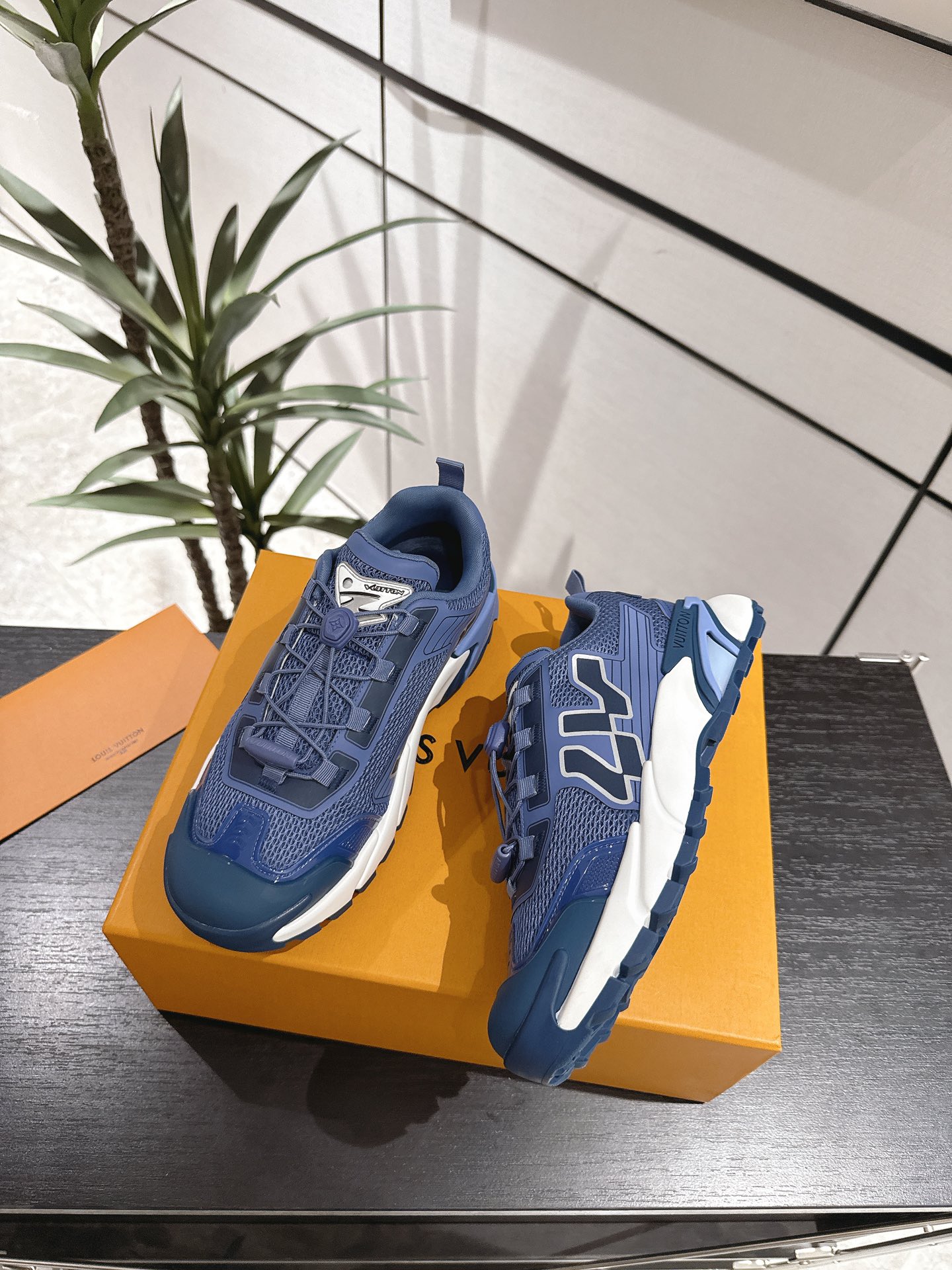 Louis Vuitton Male Running Shoes Breathable M-l-s